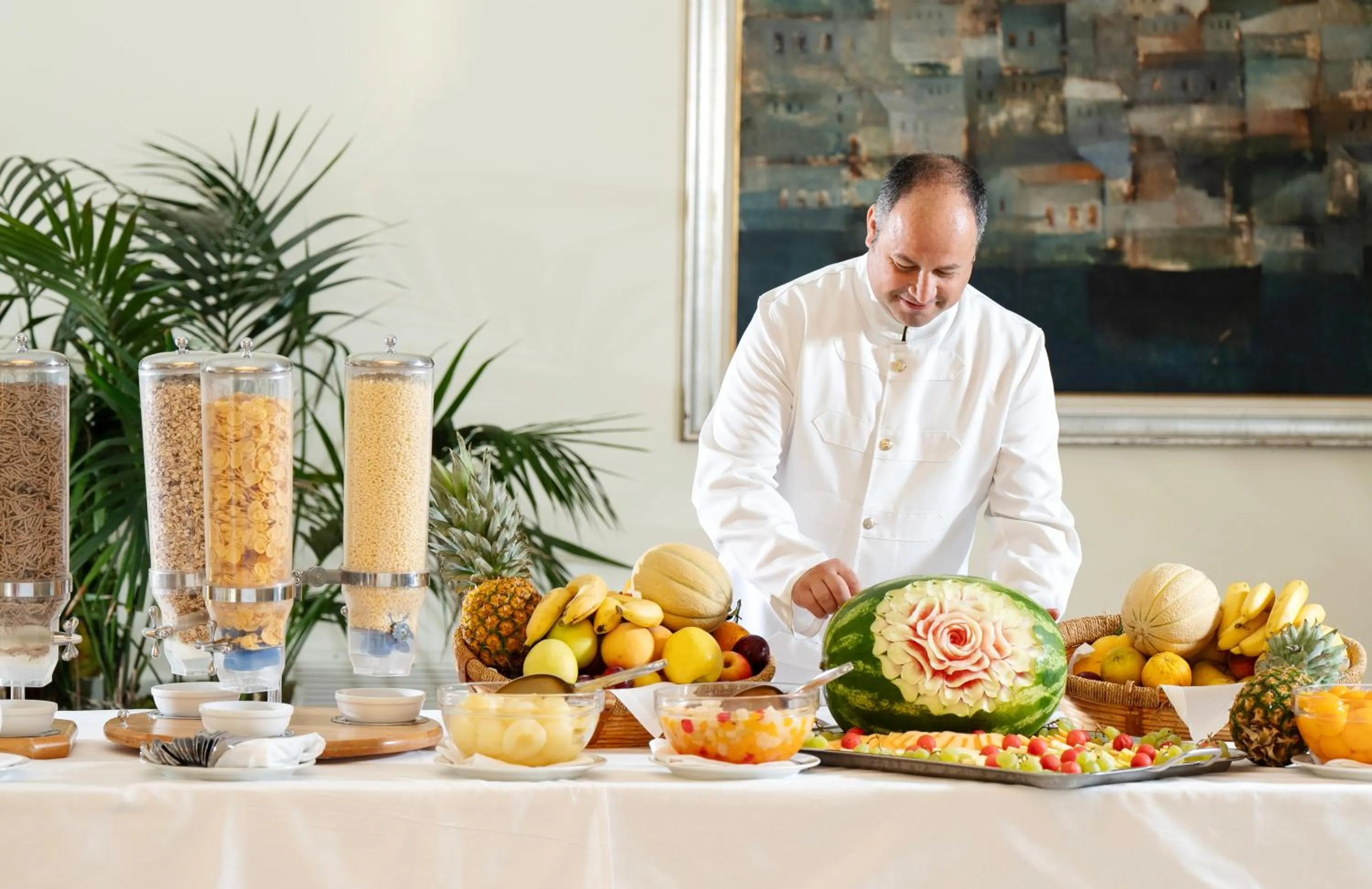 Breakfast in Grand Hotel Vesuvio