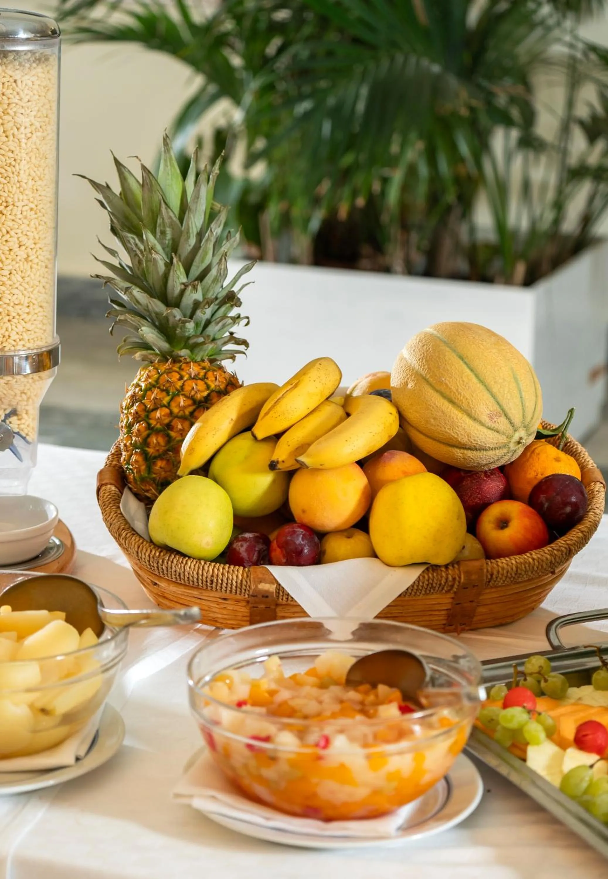 Breakfast in Grand Hotel Vesuvio