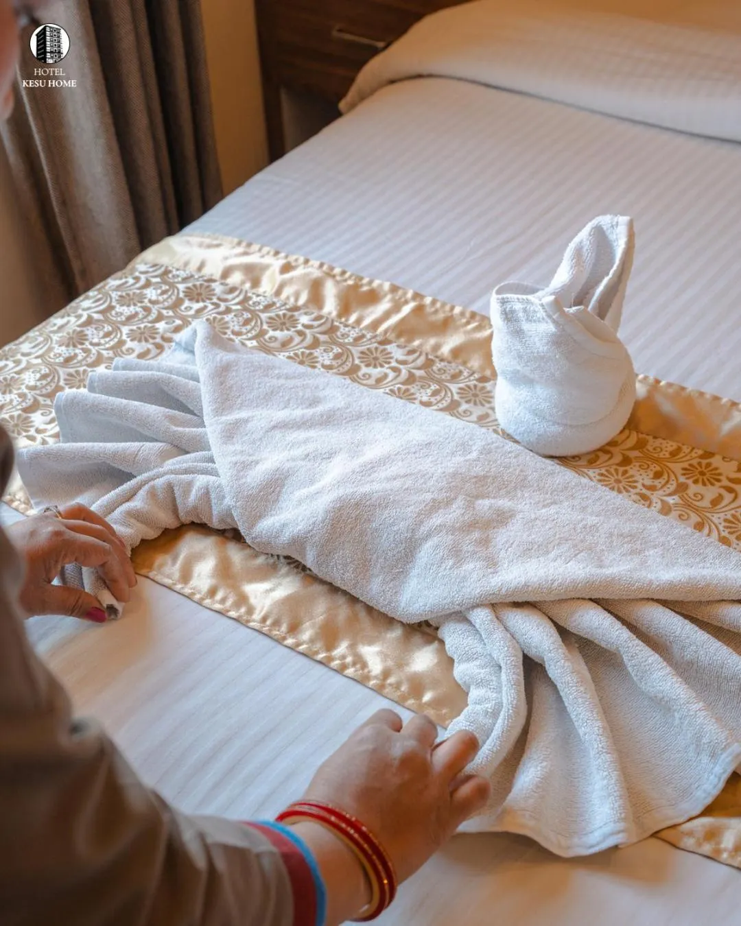 room service, Bed in Hotel Kesu Home