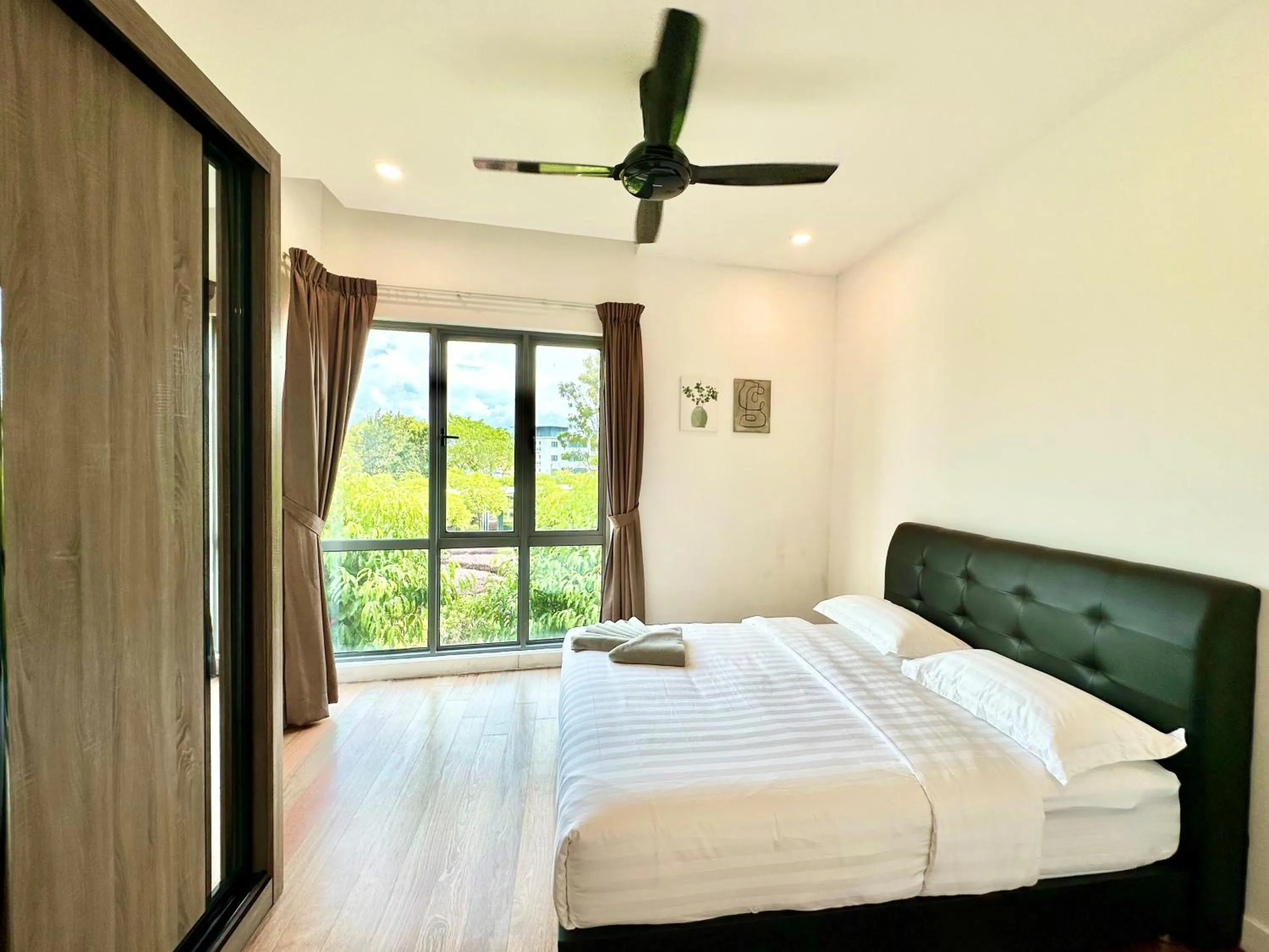 Bedroom, Bed in Deco Home @ Imago The Loft