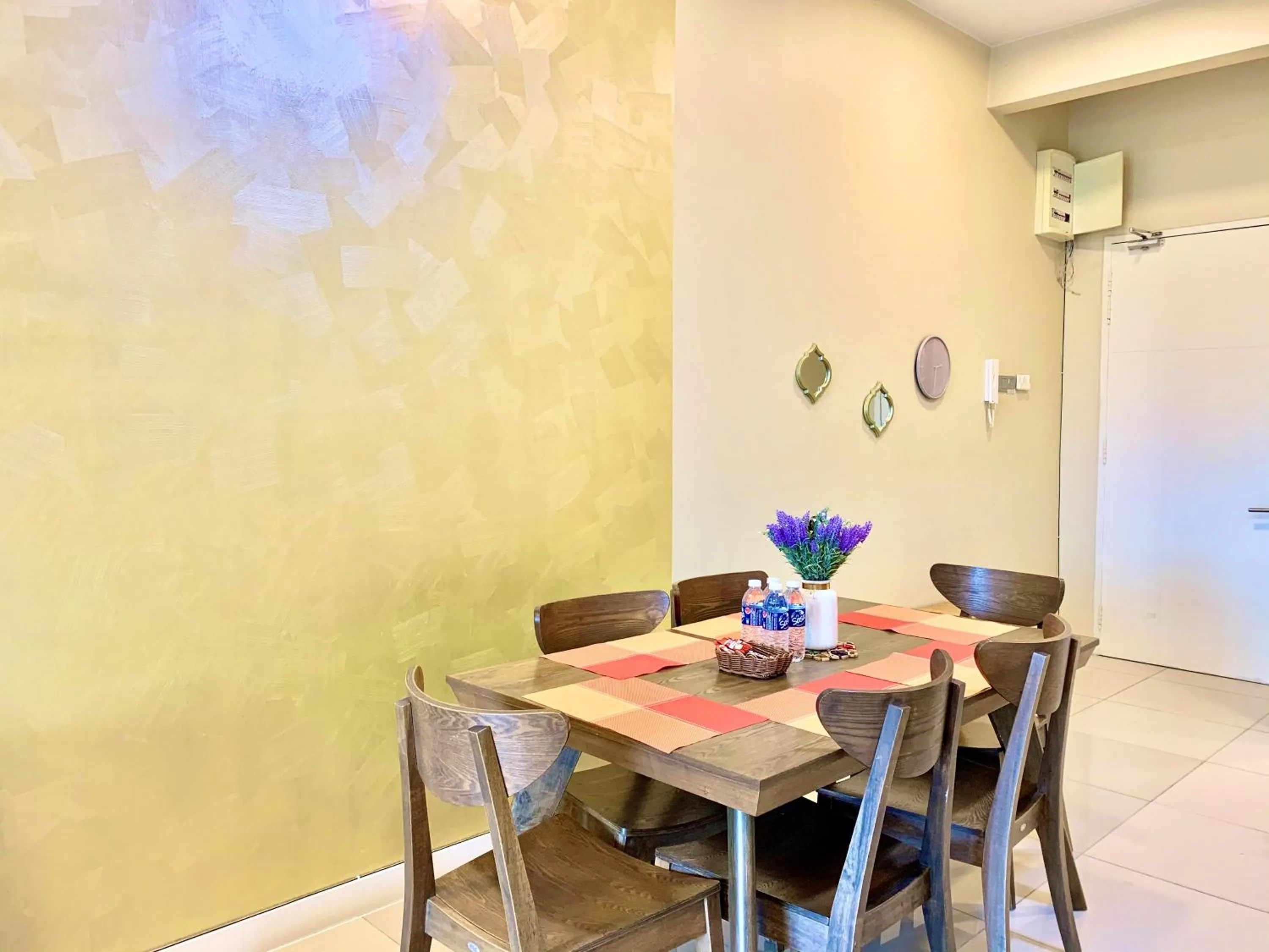 Dining area in Deco Home @ Imago The Loft
