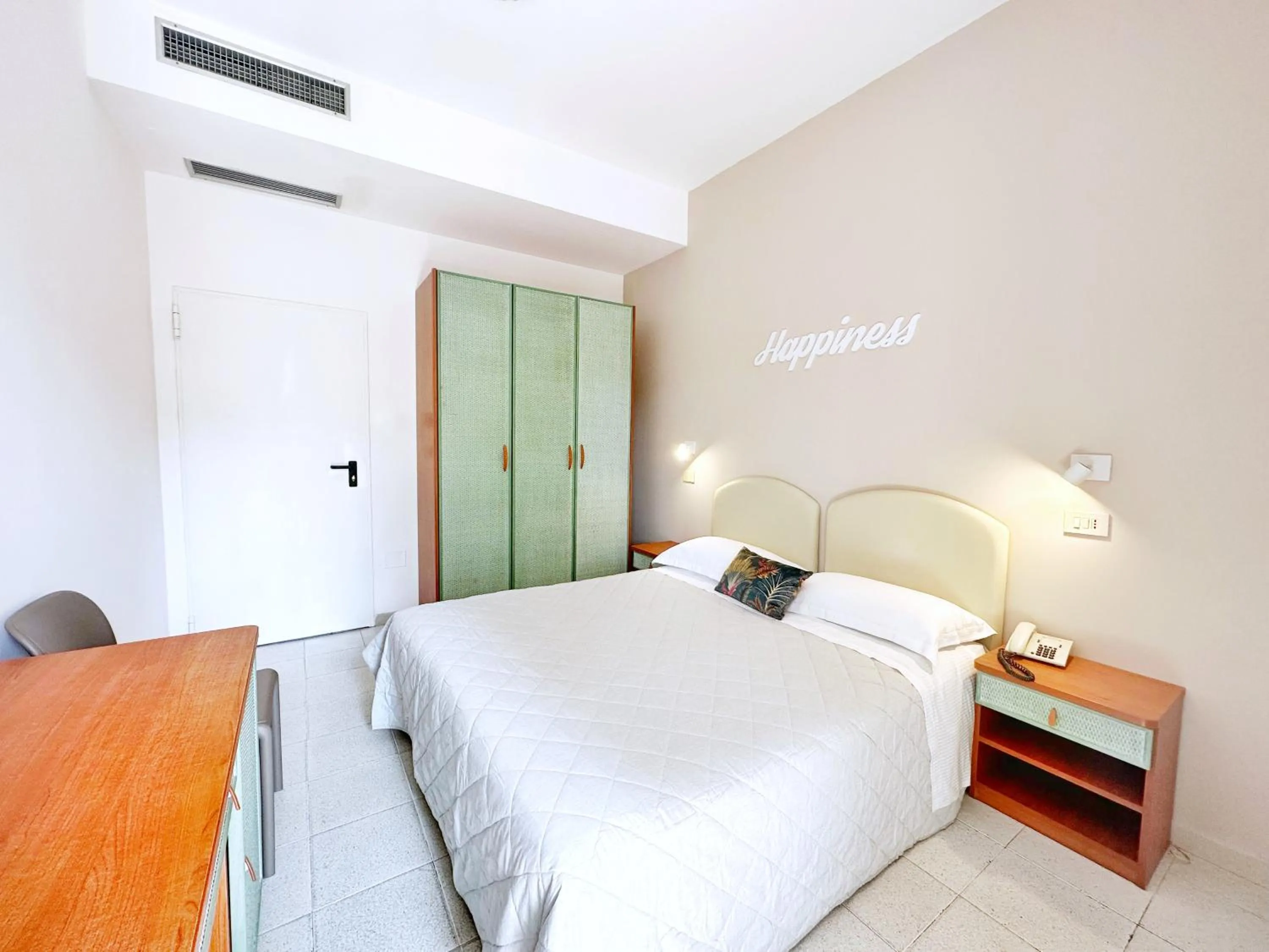 Photo of the whole room, Bed in Aura Living Hotel