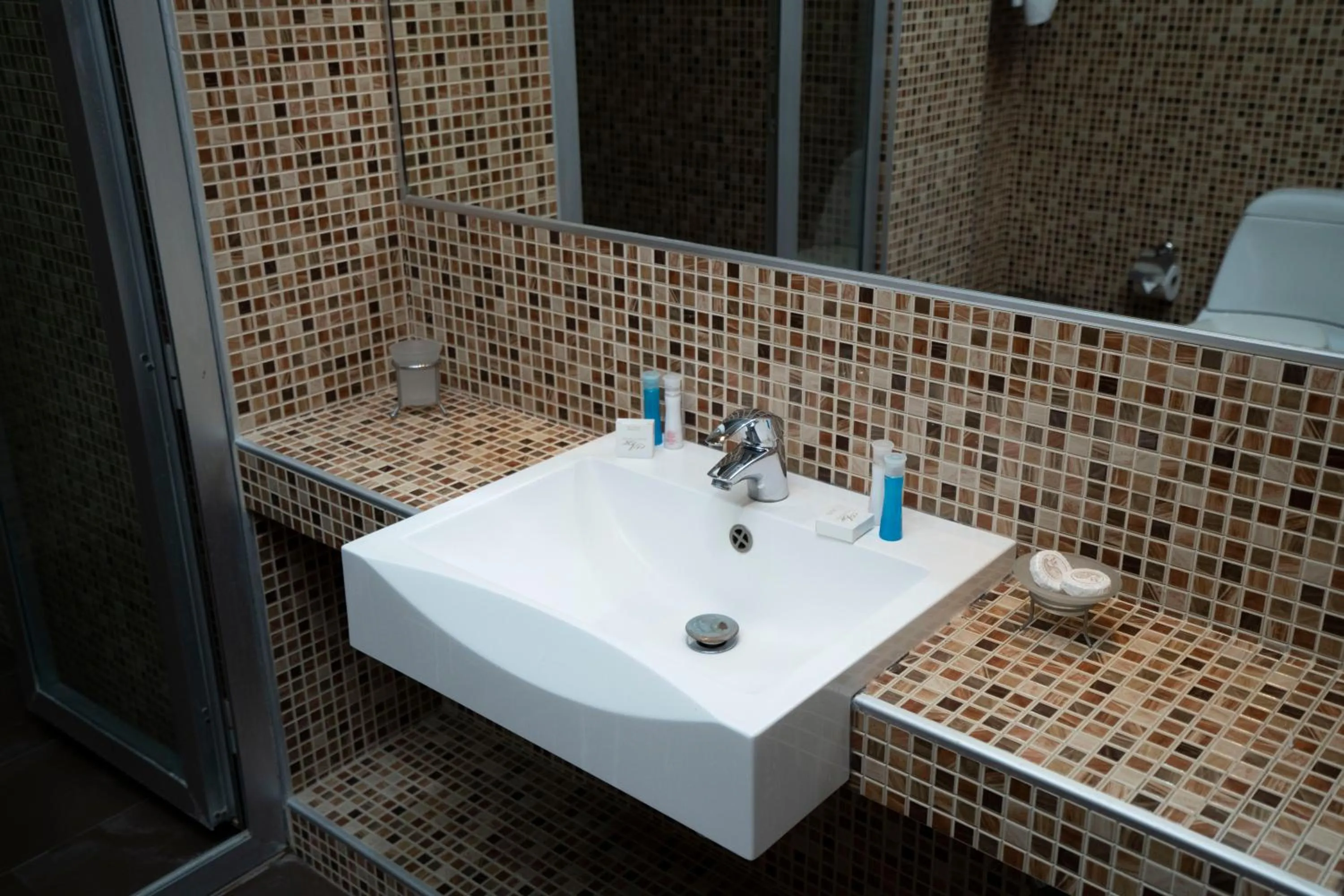 Bathroom in Austin Hotel Baku