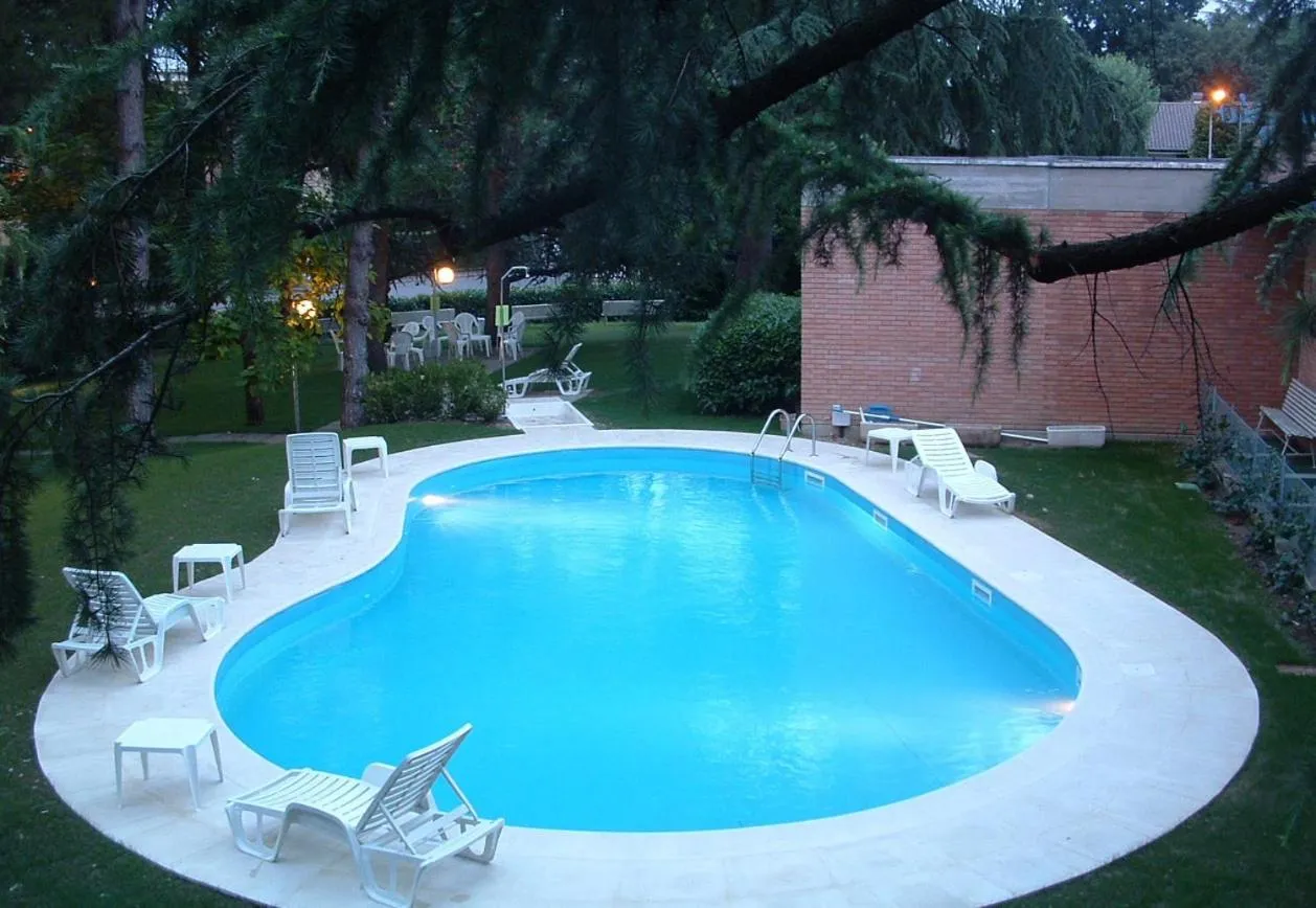 Swimming pool in Park Hotel