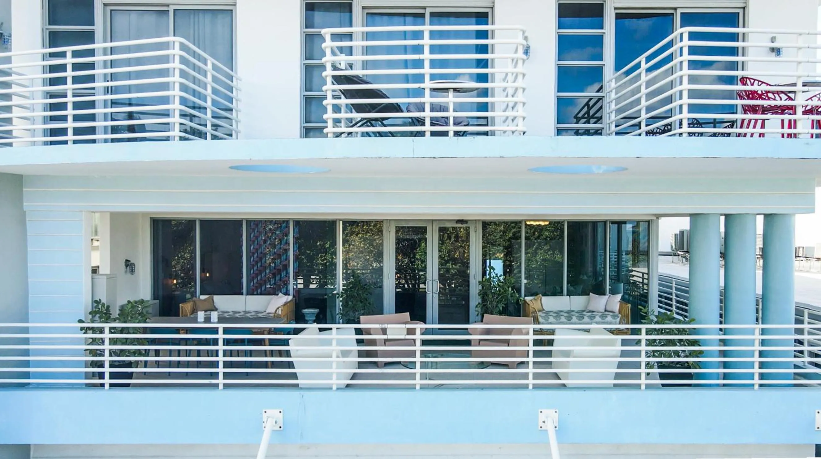 Boutique Suite with Huge Terrace and Rooftop Pool