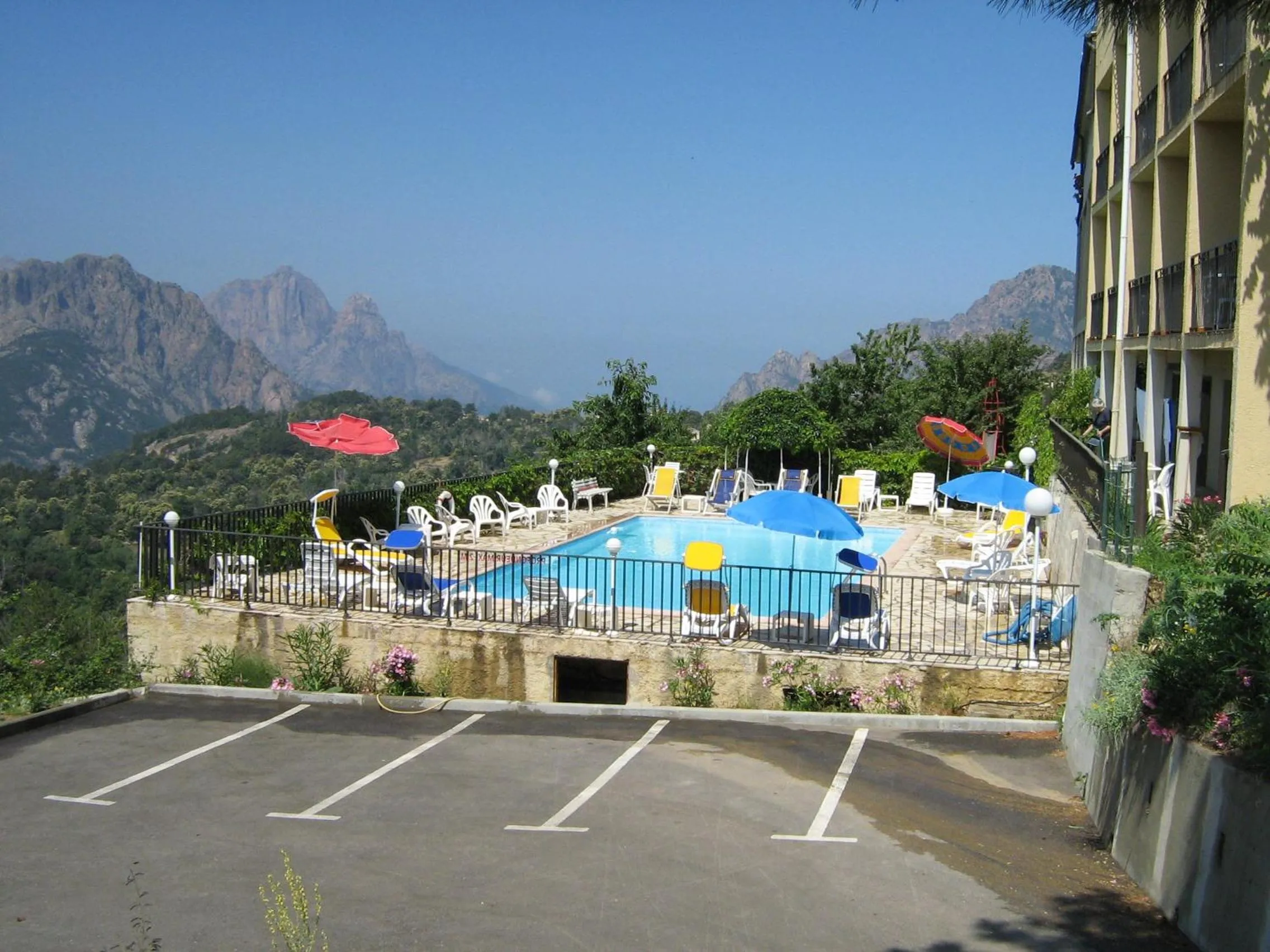 Swimming pool in Hôtel Aïtone