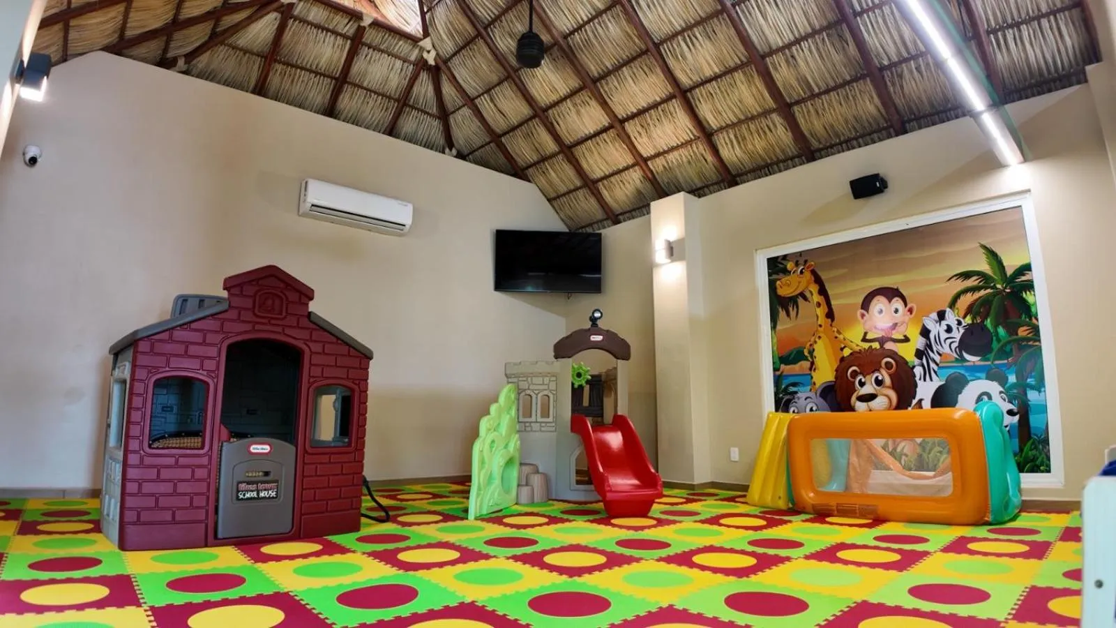 Restaurant/places to eat in Villas Coral Huatulco