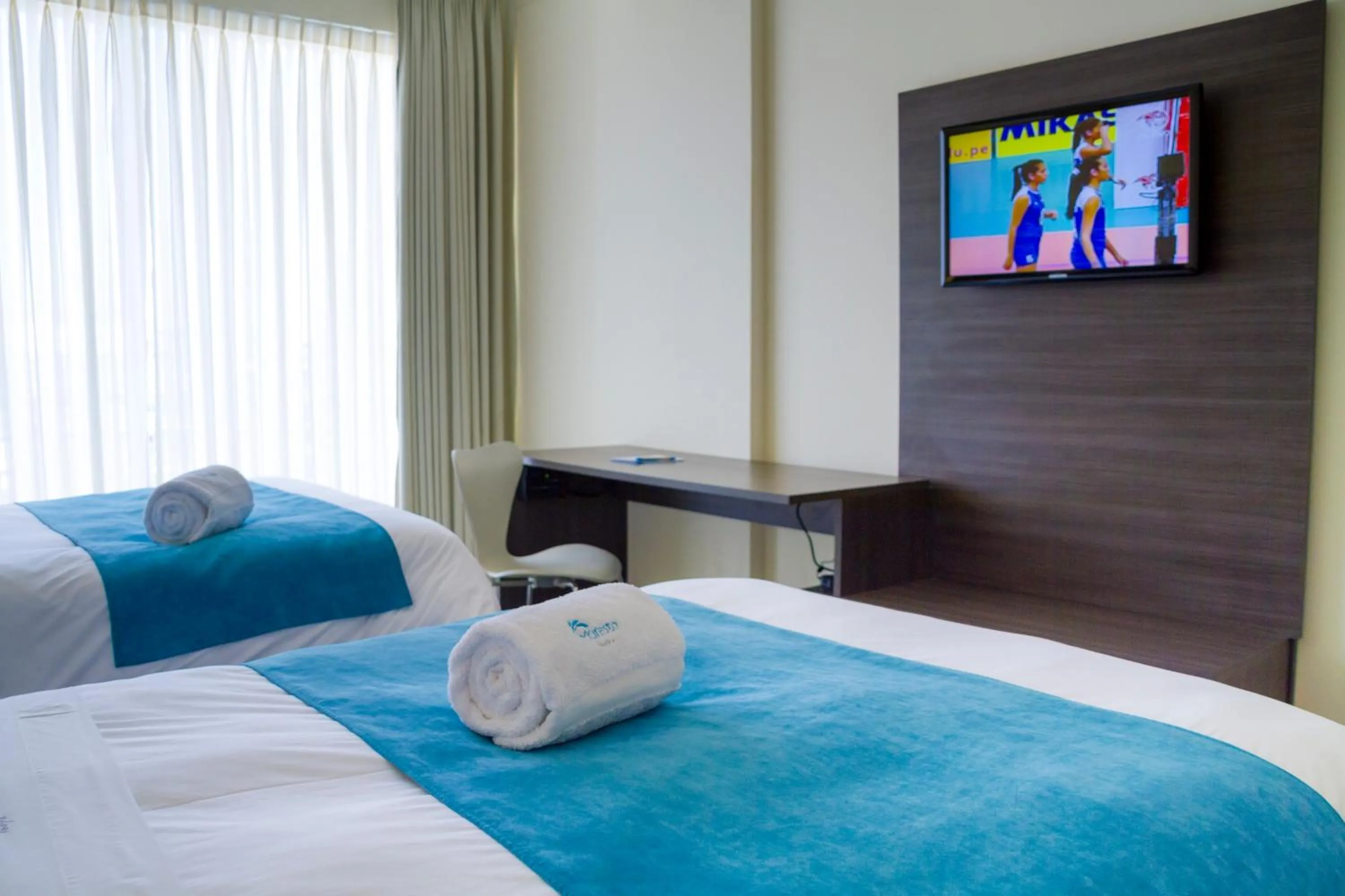 Photo of the whole room, Bed in Hotel Maresta Lodge - Hotel Asociado Casa Andina