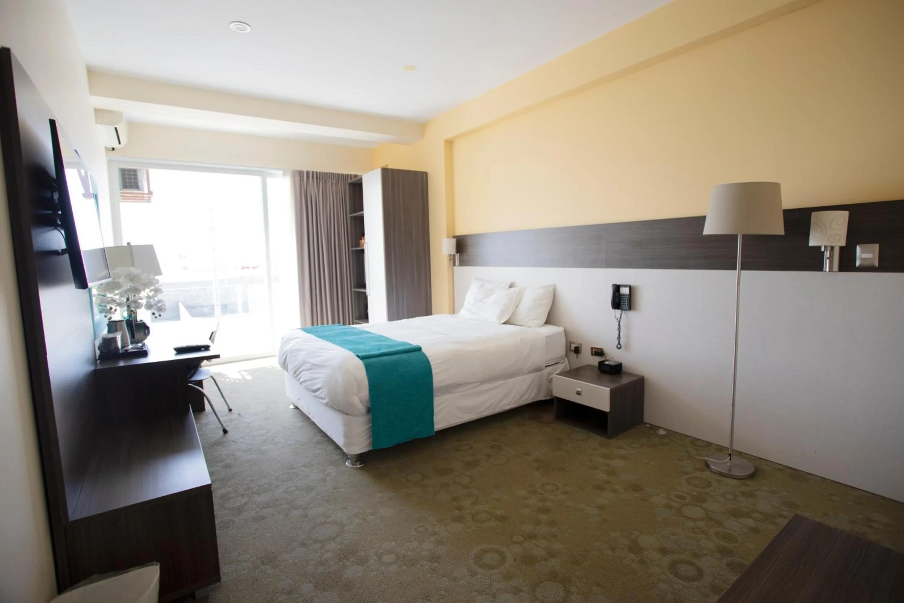 Bedroom, Bed in Hotel Maresta Lodge - Hotel Asociado Casa Andina