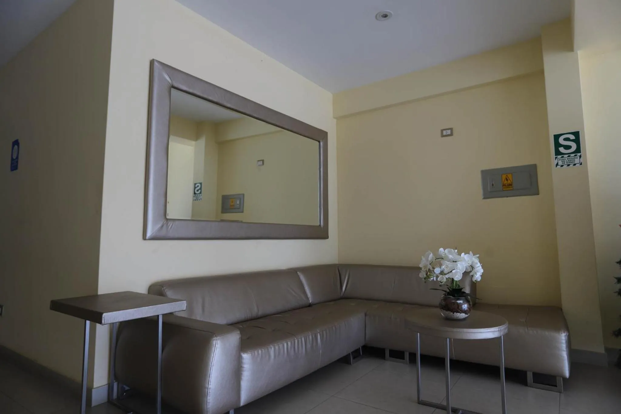 Lobby or reception in Hotel Maresta Lodge - Hotel Asociado Casa Andina