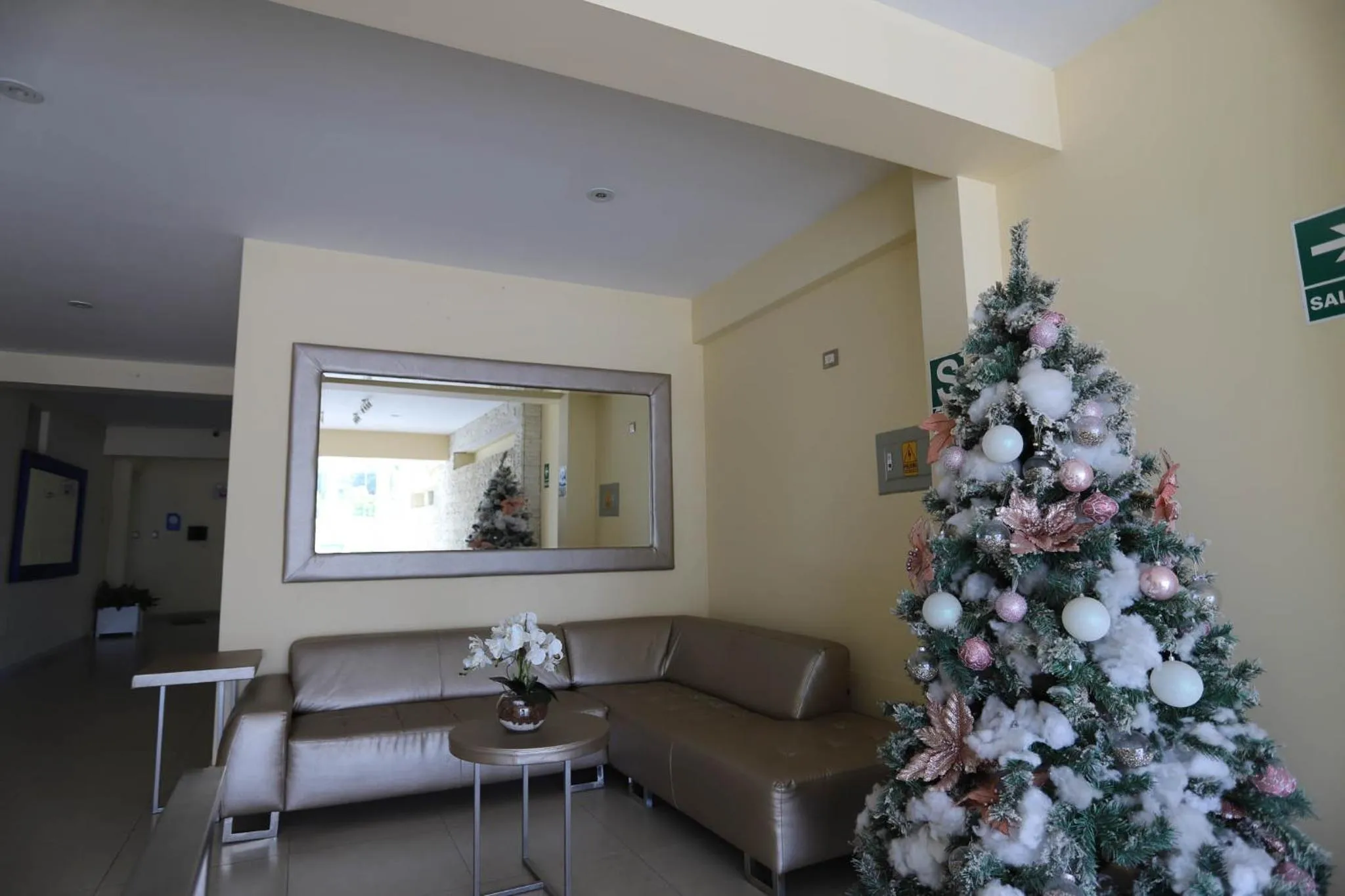 Lobby or reception in Hotel Maresta Lodge - Hotel Asociado Casa Andina