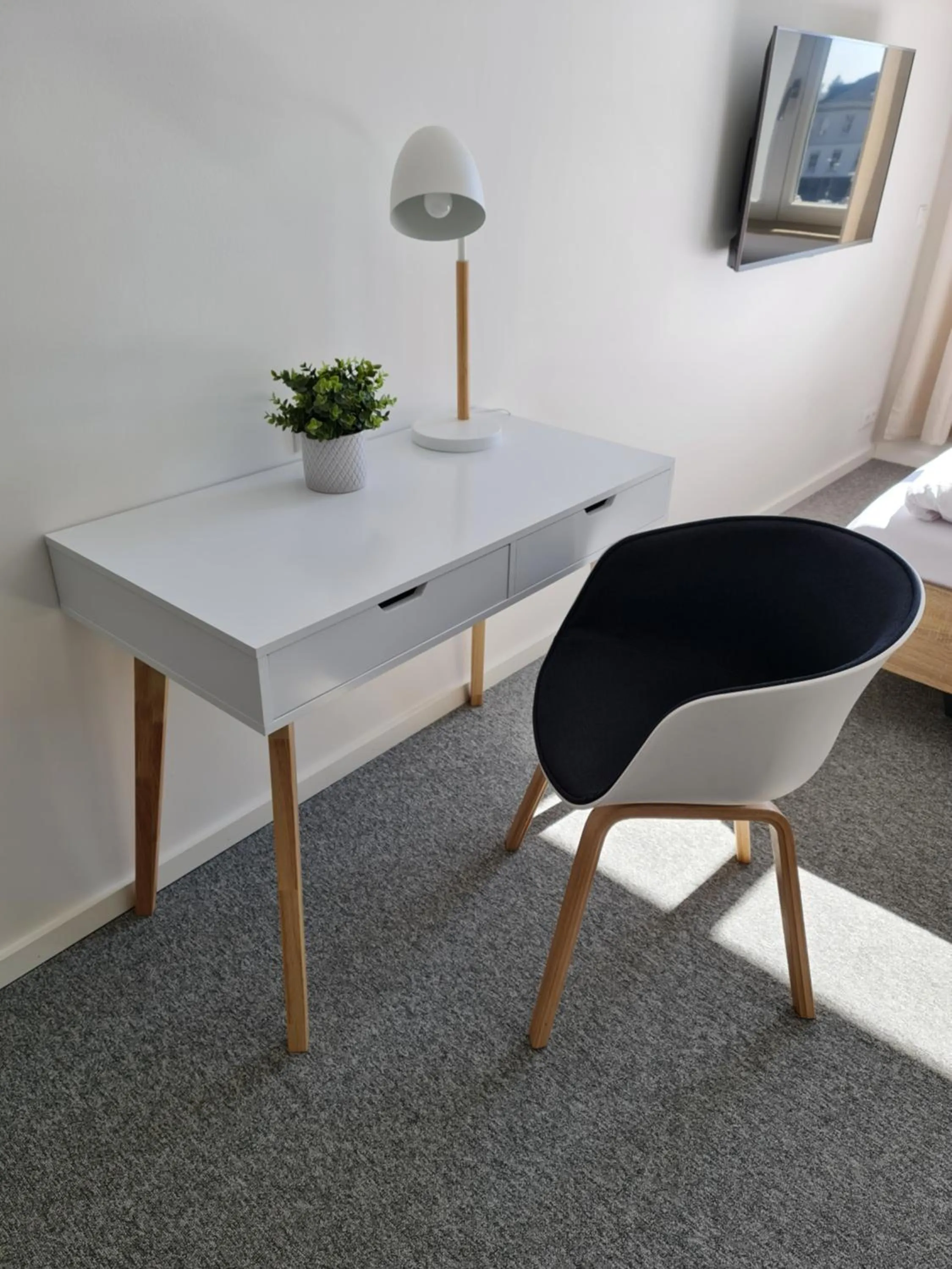 Seating area in Best Boarding House