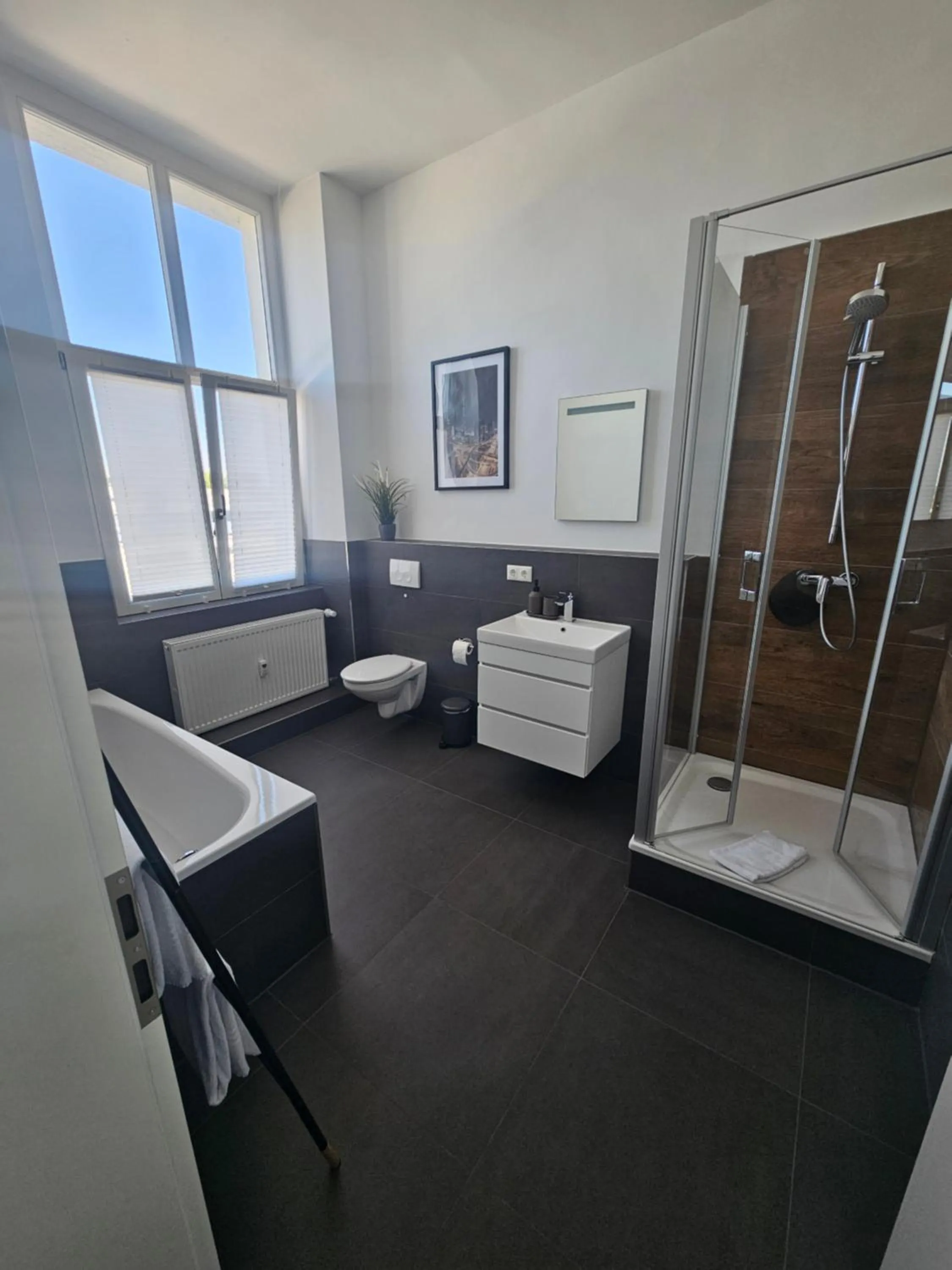 Shower in Best Boarding House