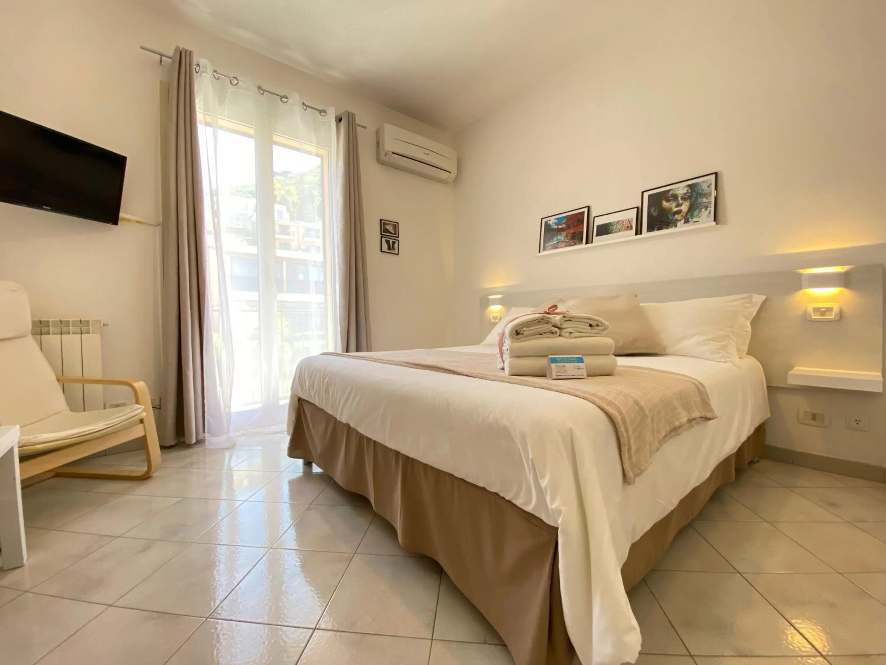 Photo of the whole room, Bed in Ma&Mi Bed&Breakfast