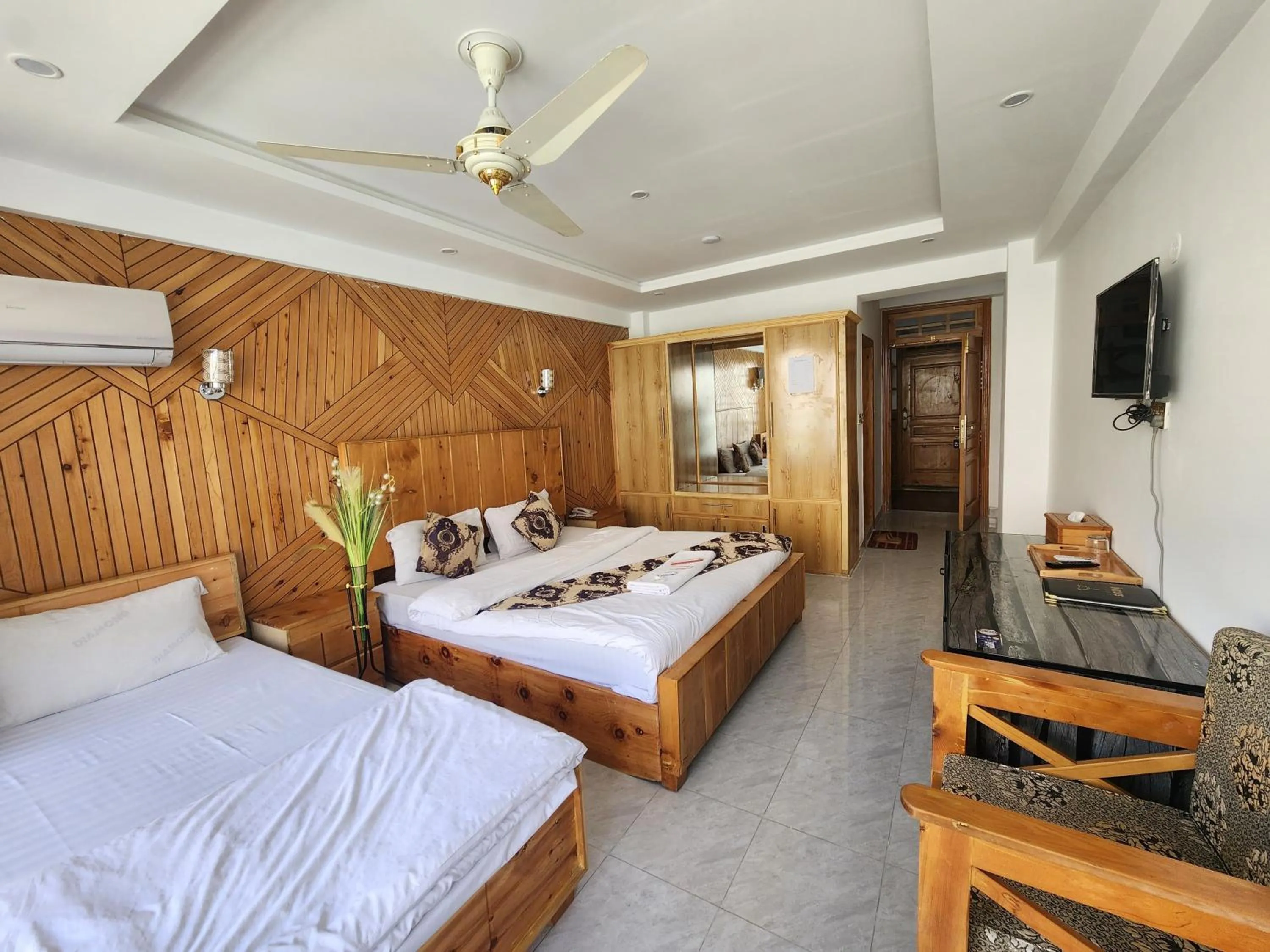 Bedroom in Indus Lodges Gilgit