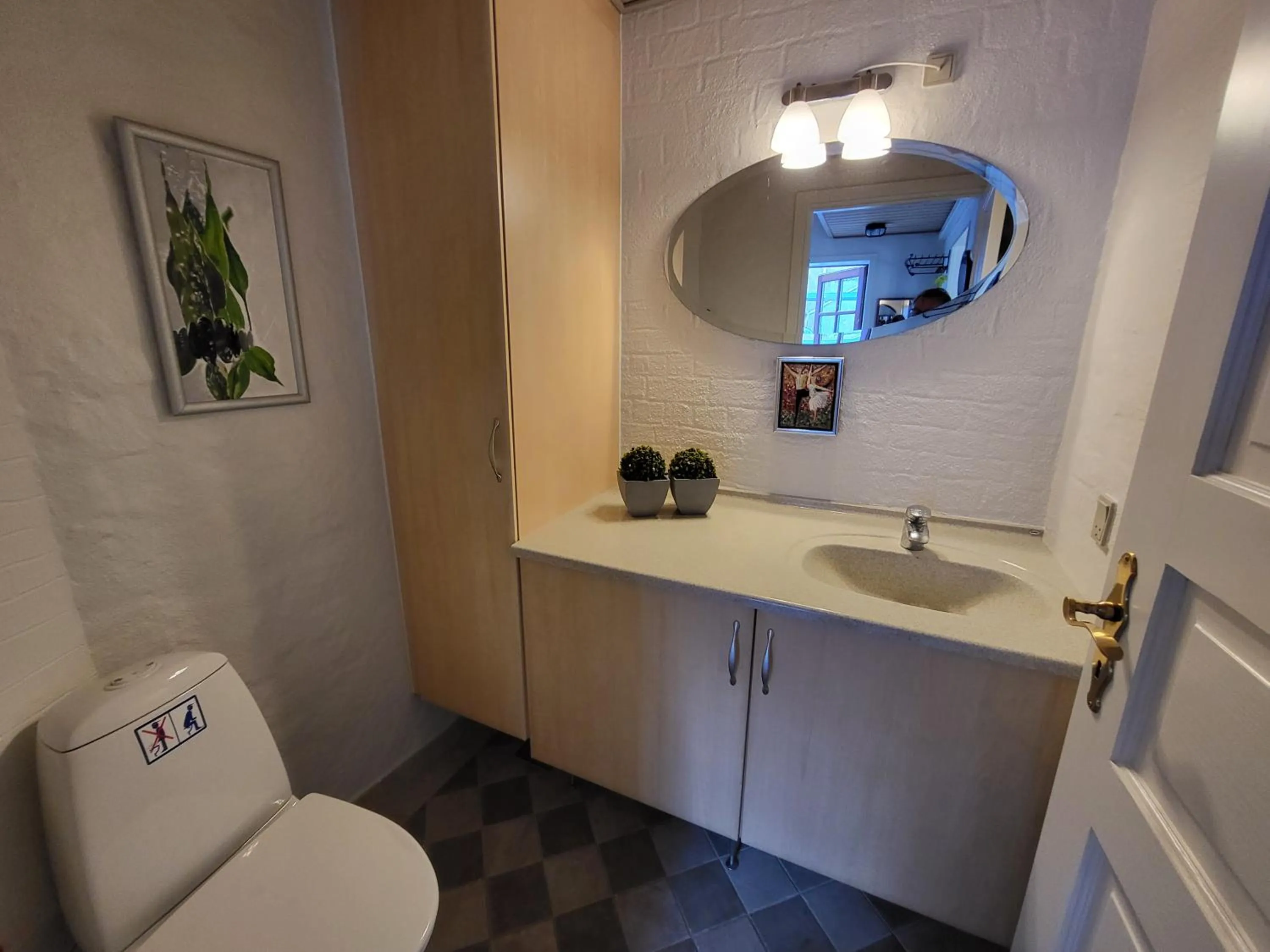 Bathroom in City Harbour House