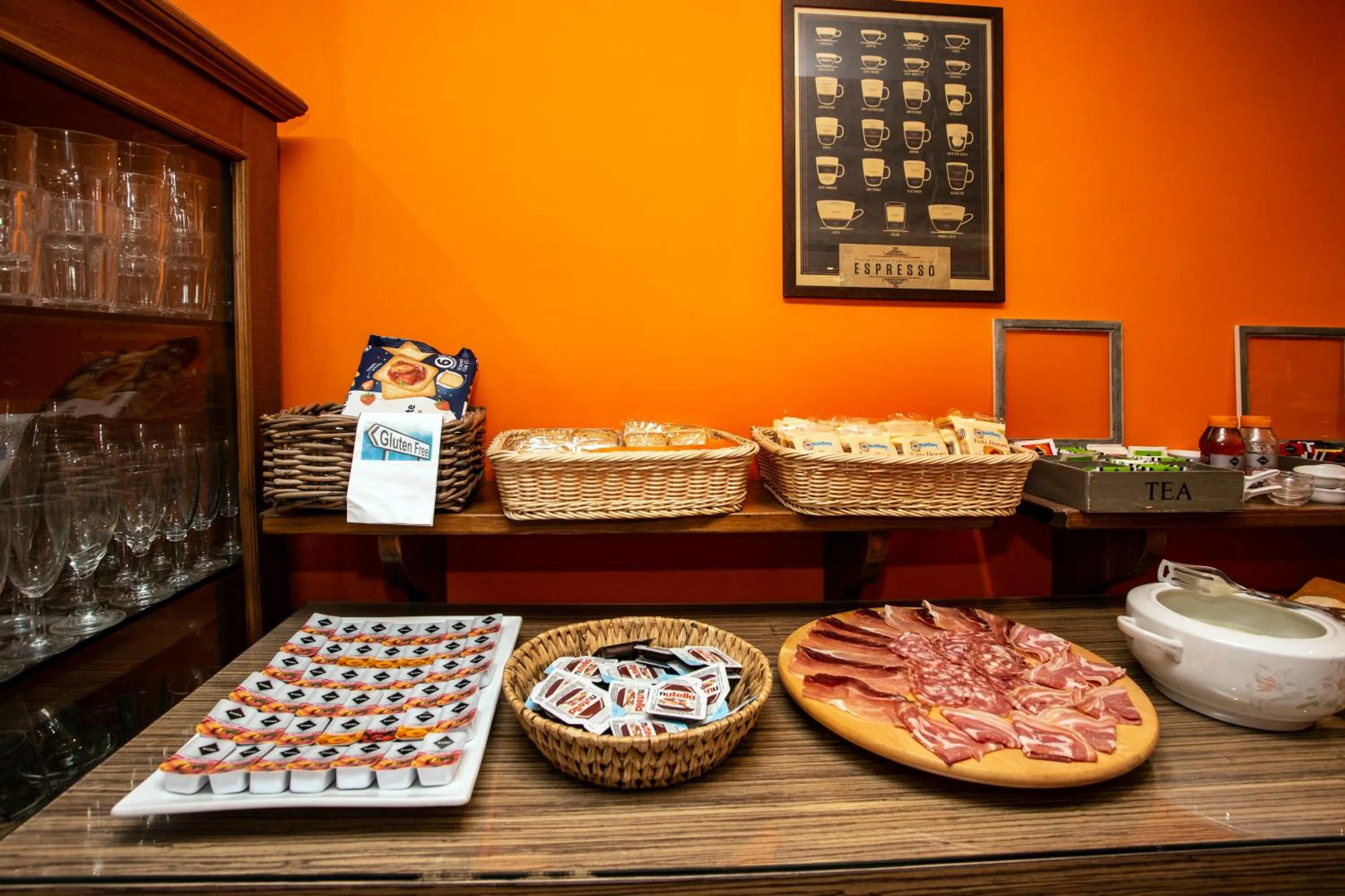 Breakfast in Hotel Neapolis