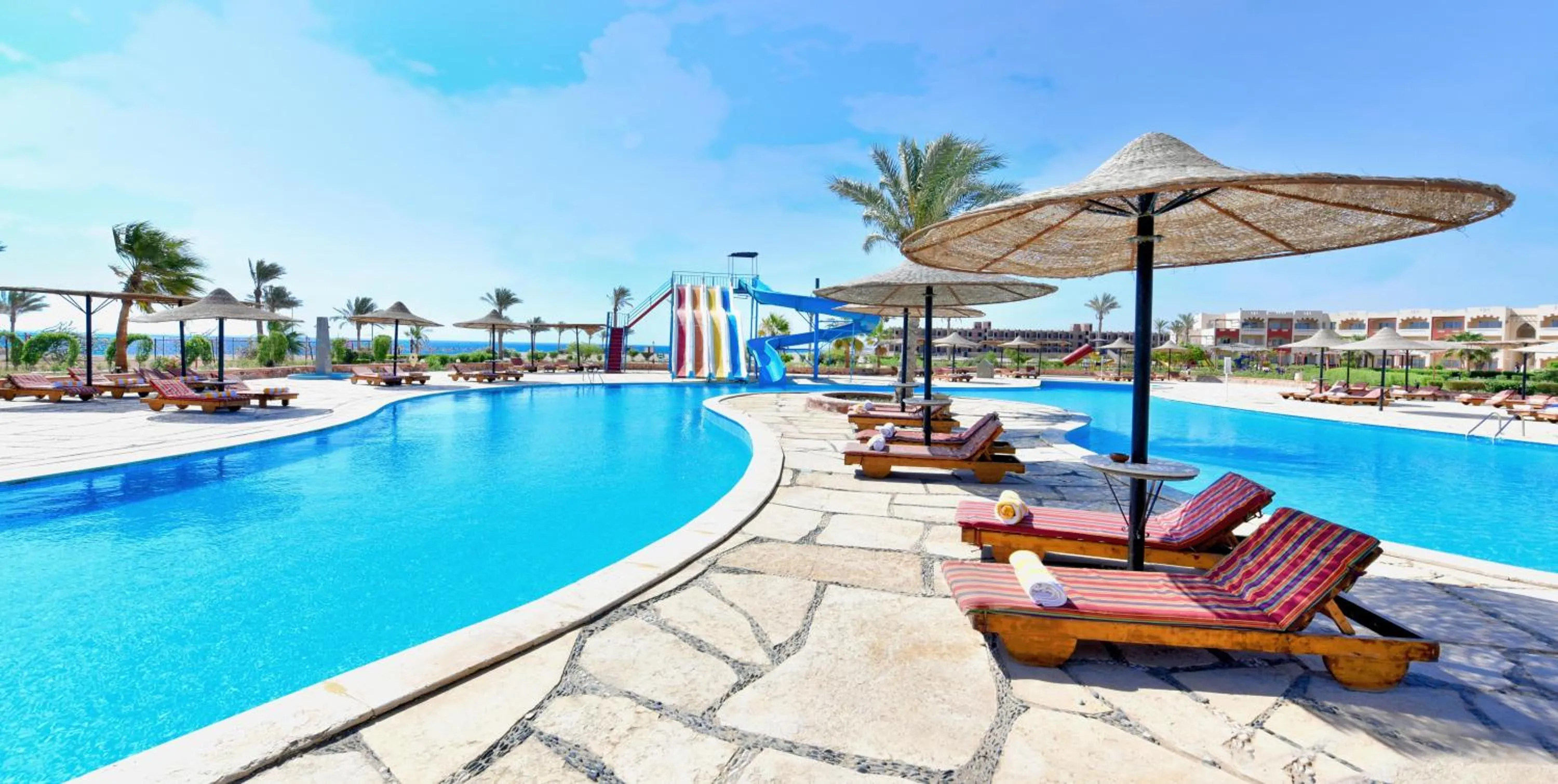 Swimming pool in Bliss Nada Beach Resort