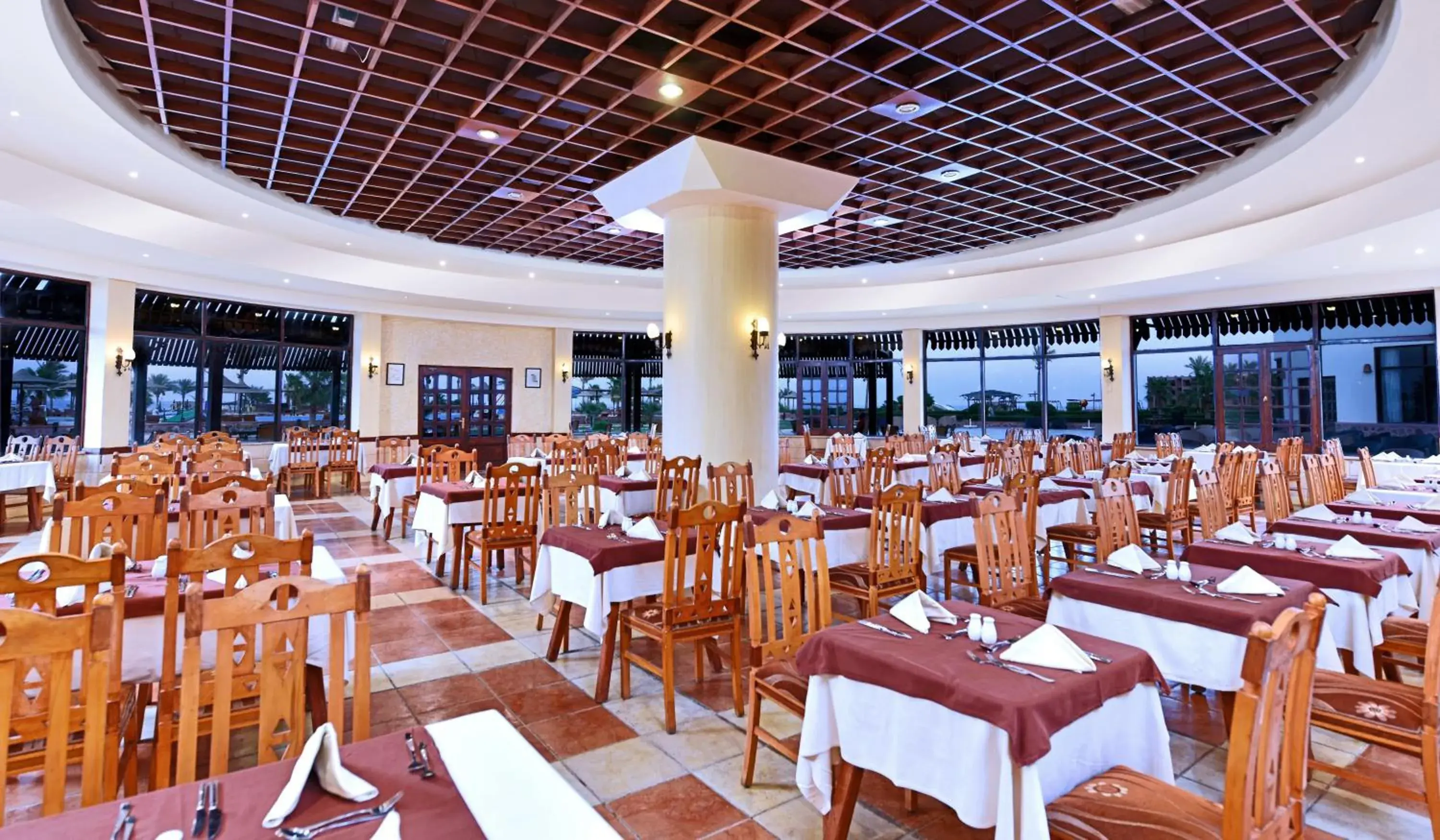 Restaurant/places to eat in Bliss Nada Beach Resort Restaurant/places to eat in Bliss Nada Beach Resort