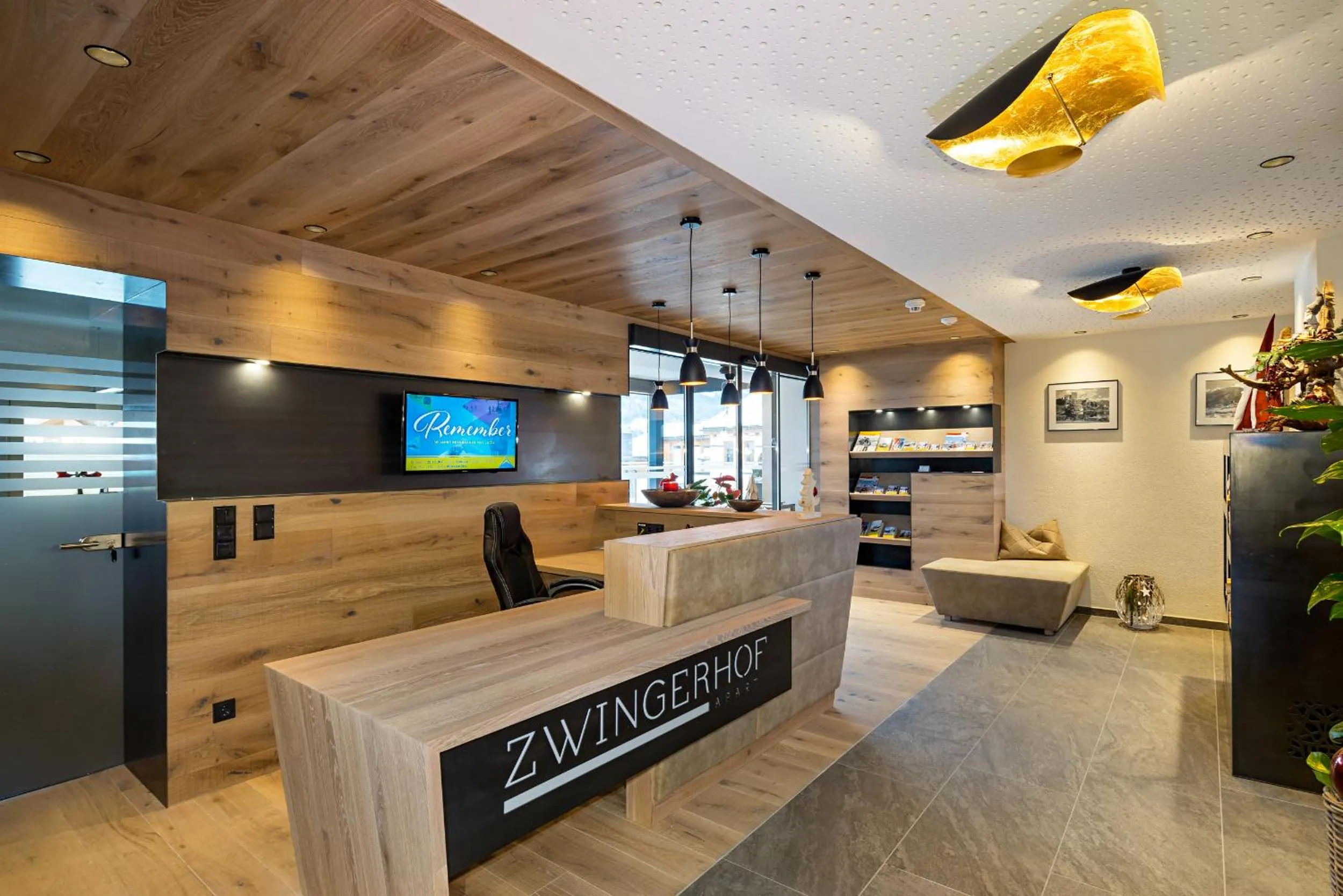 Lobby or reception in Apart Zwingerhof