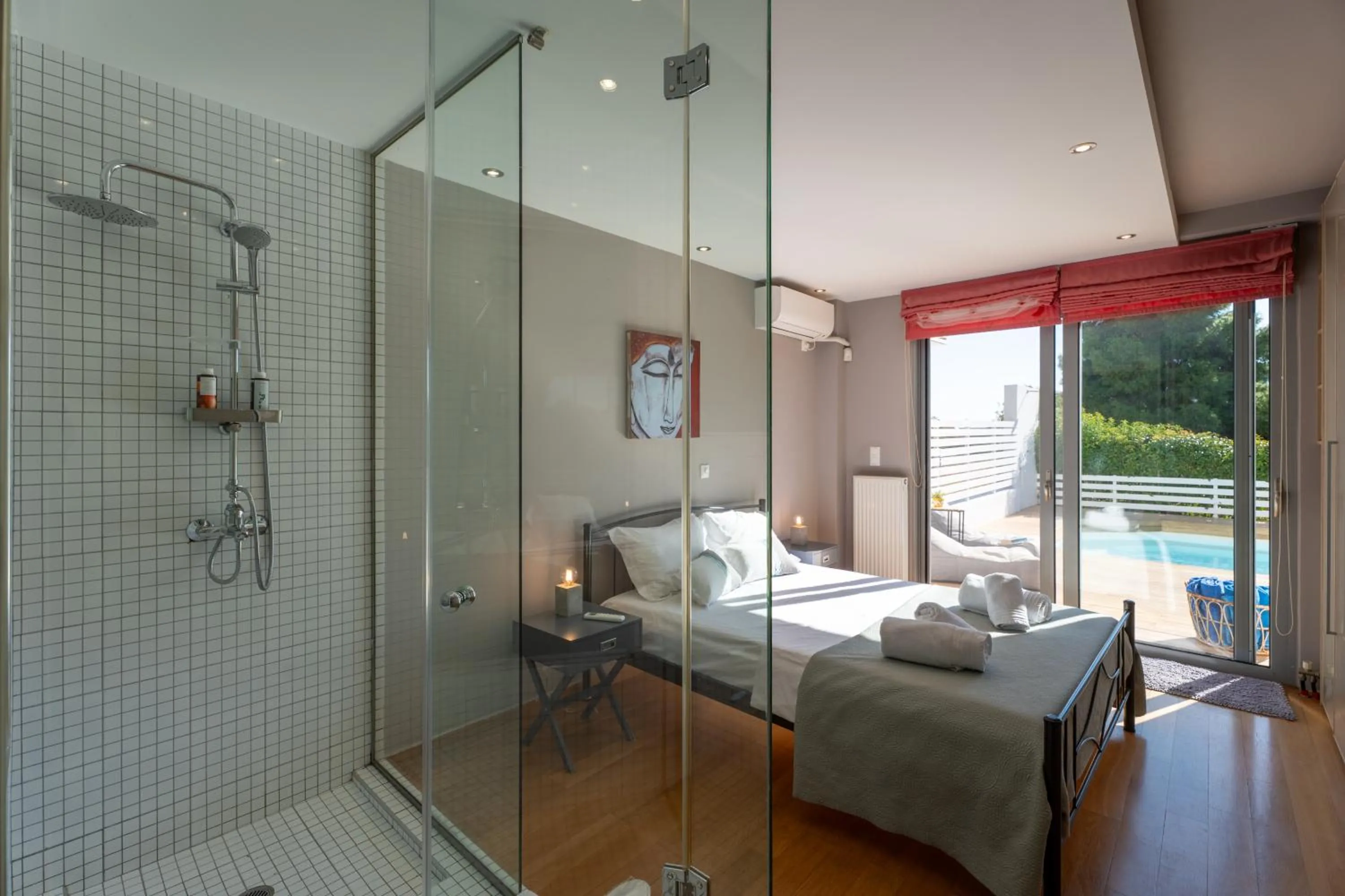 Bed in Evaeri villa