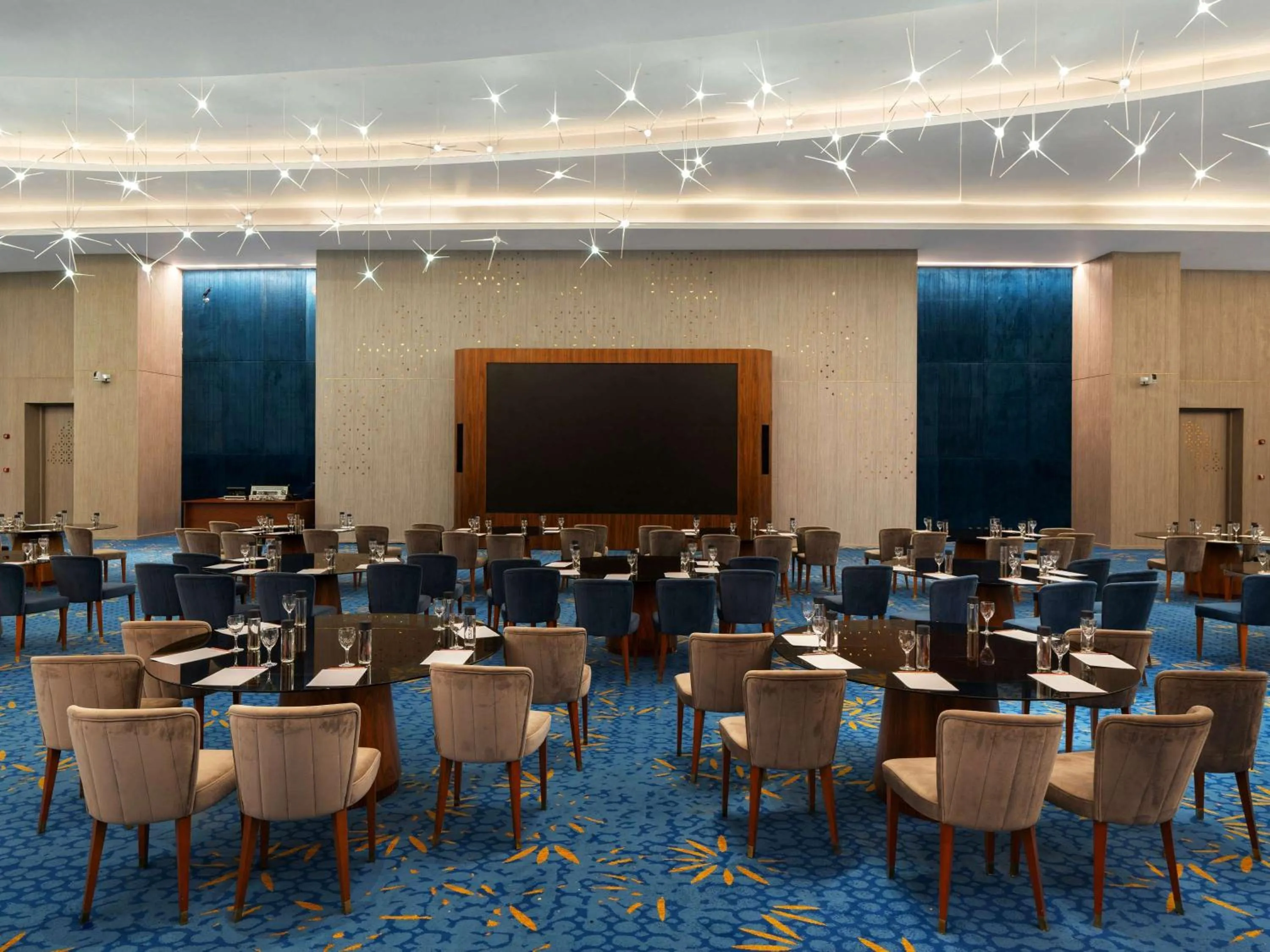Meeting/conference room in Regal Heights Hotel