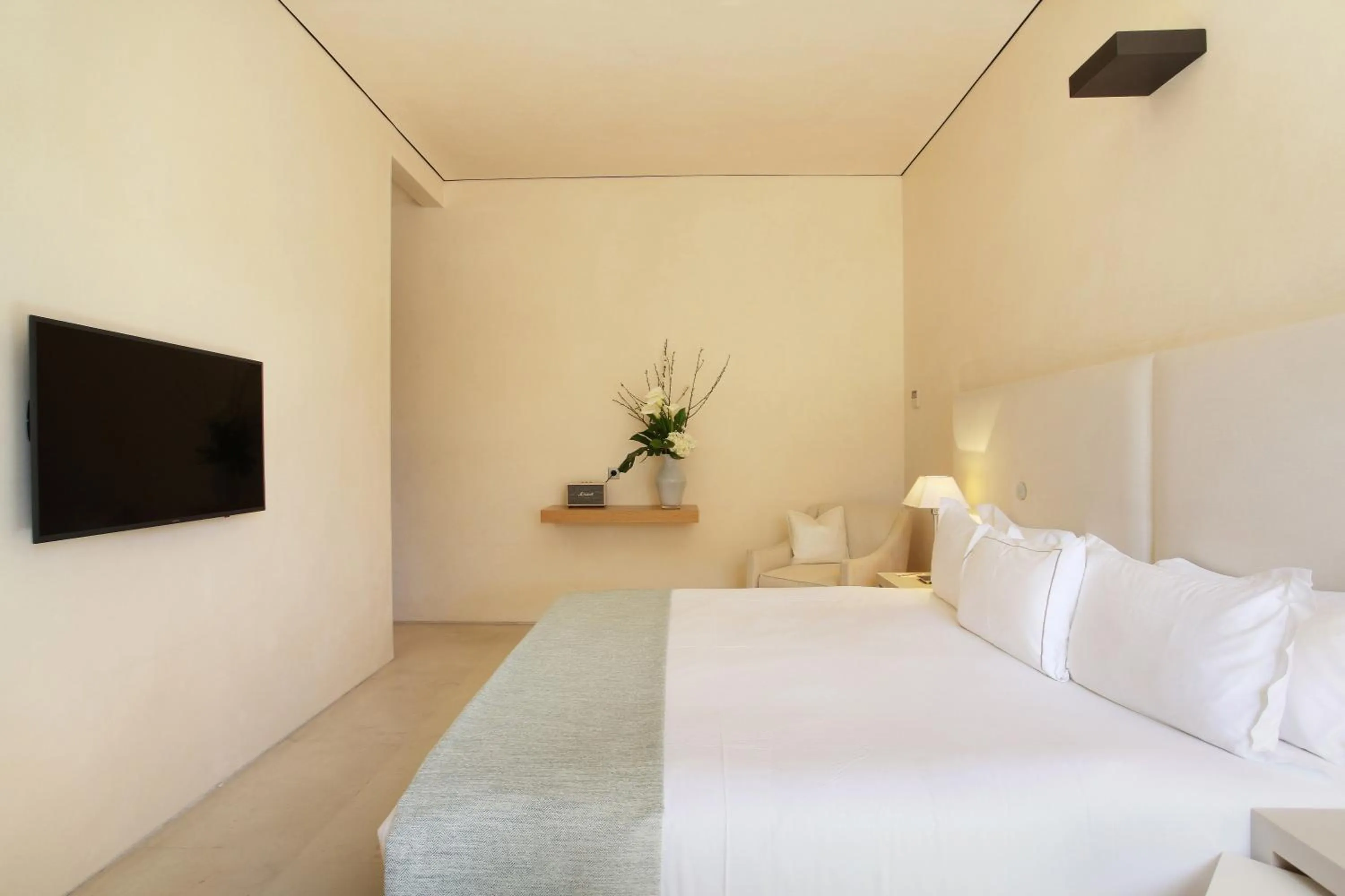 Bedroom, Bed in MUSE Saint Tropez - Small Luxury Hotels of the World