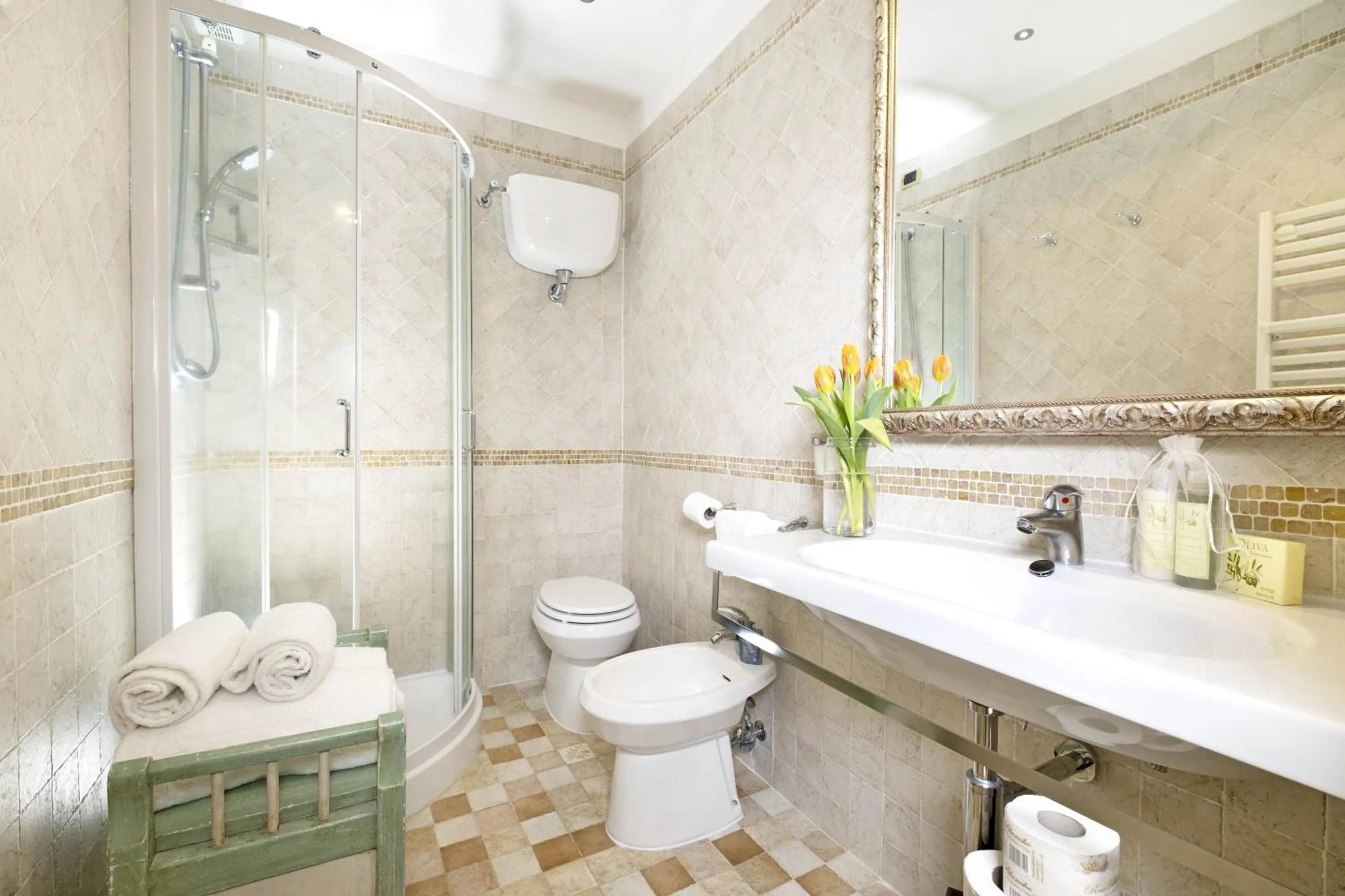 Shower in Borgo Grondaie