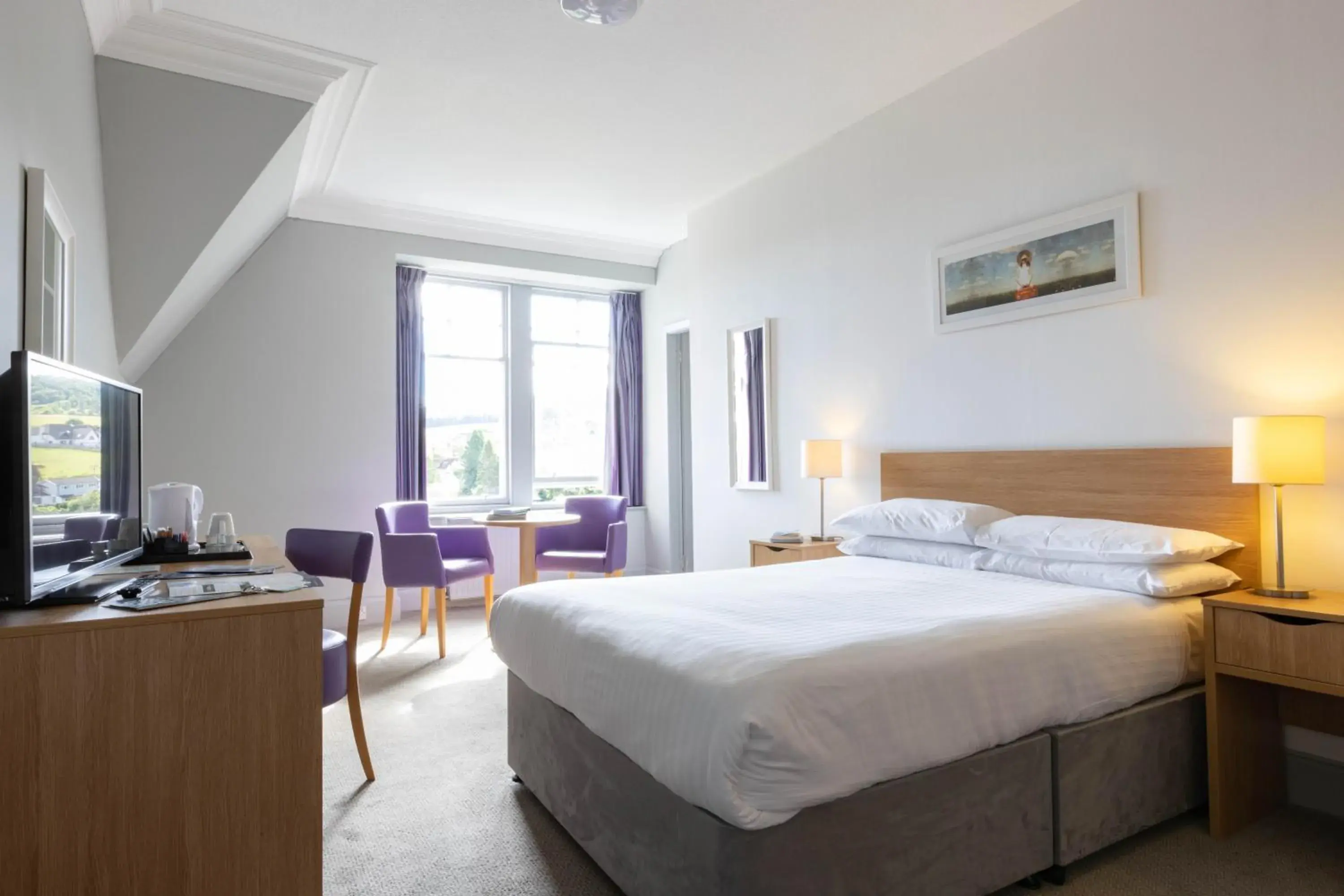 Double Room with Scenic View in The Highland Hotel by Compass Hospitality Double Room with Scenic View in The Highland Hotel by Compass Hospitality