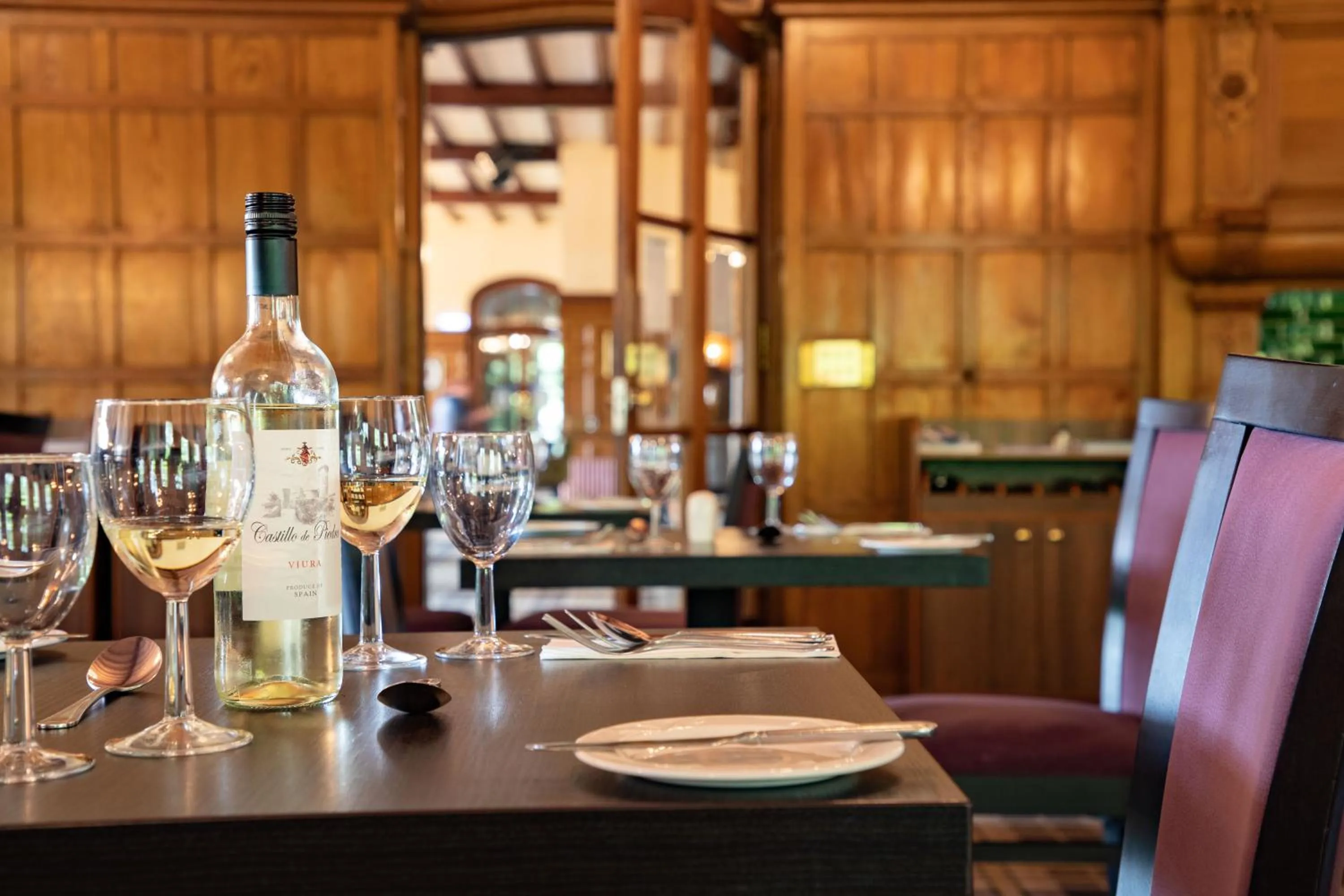 Drinks in The Highland Hotel by Compass Hospitality