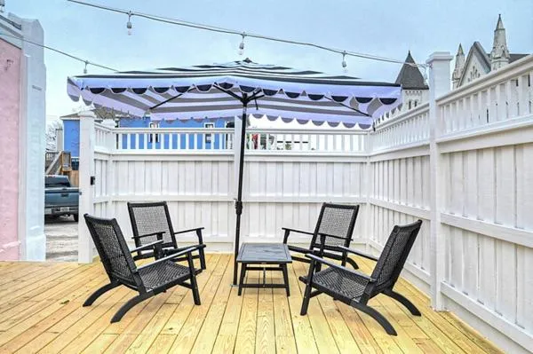 The Oleander Hotel Room 5