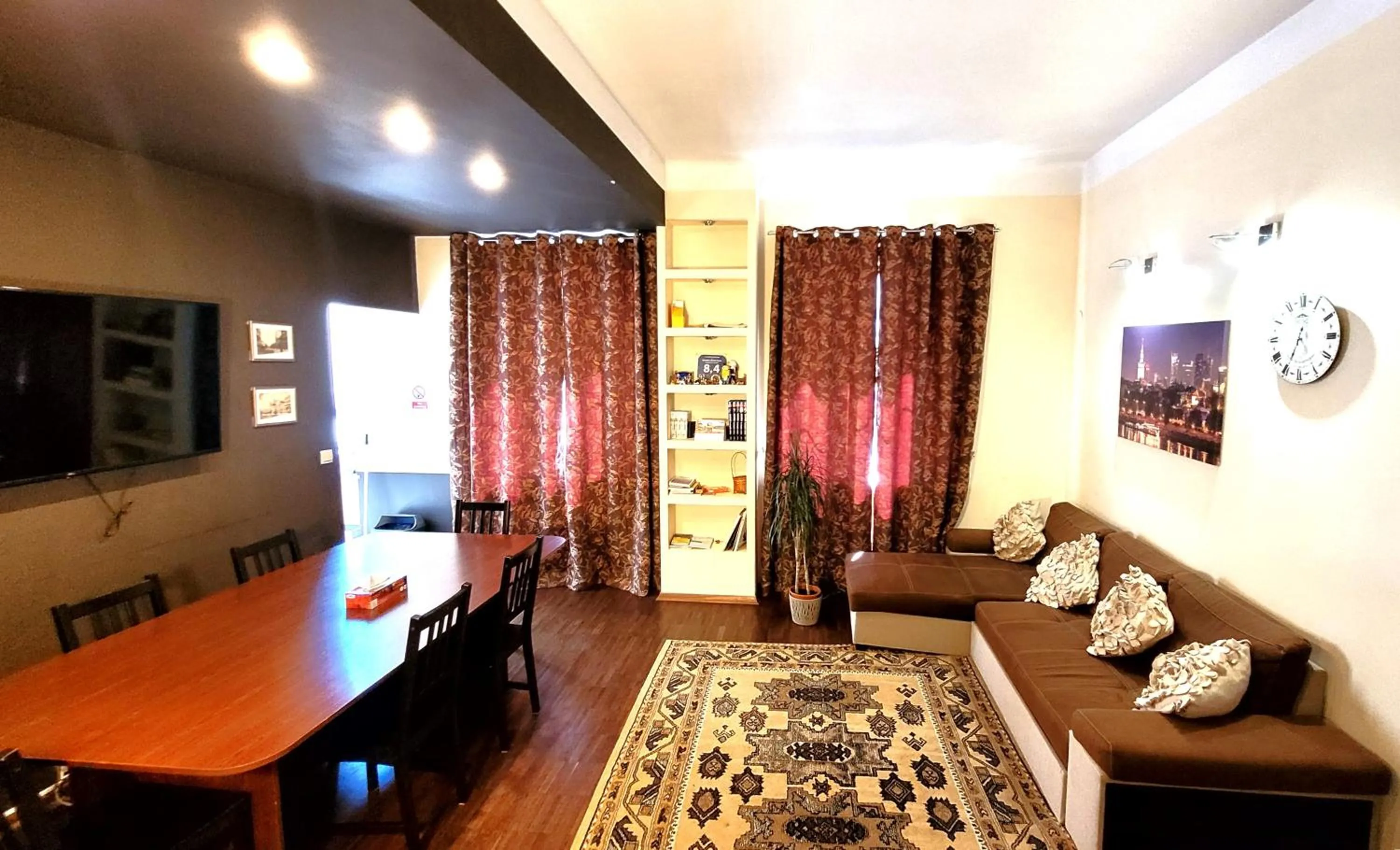 Communal lounge/ TV room in Chmielna Guest House