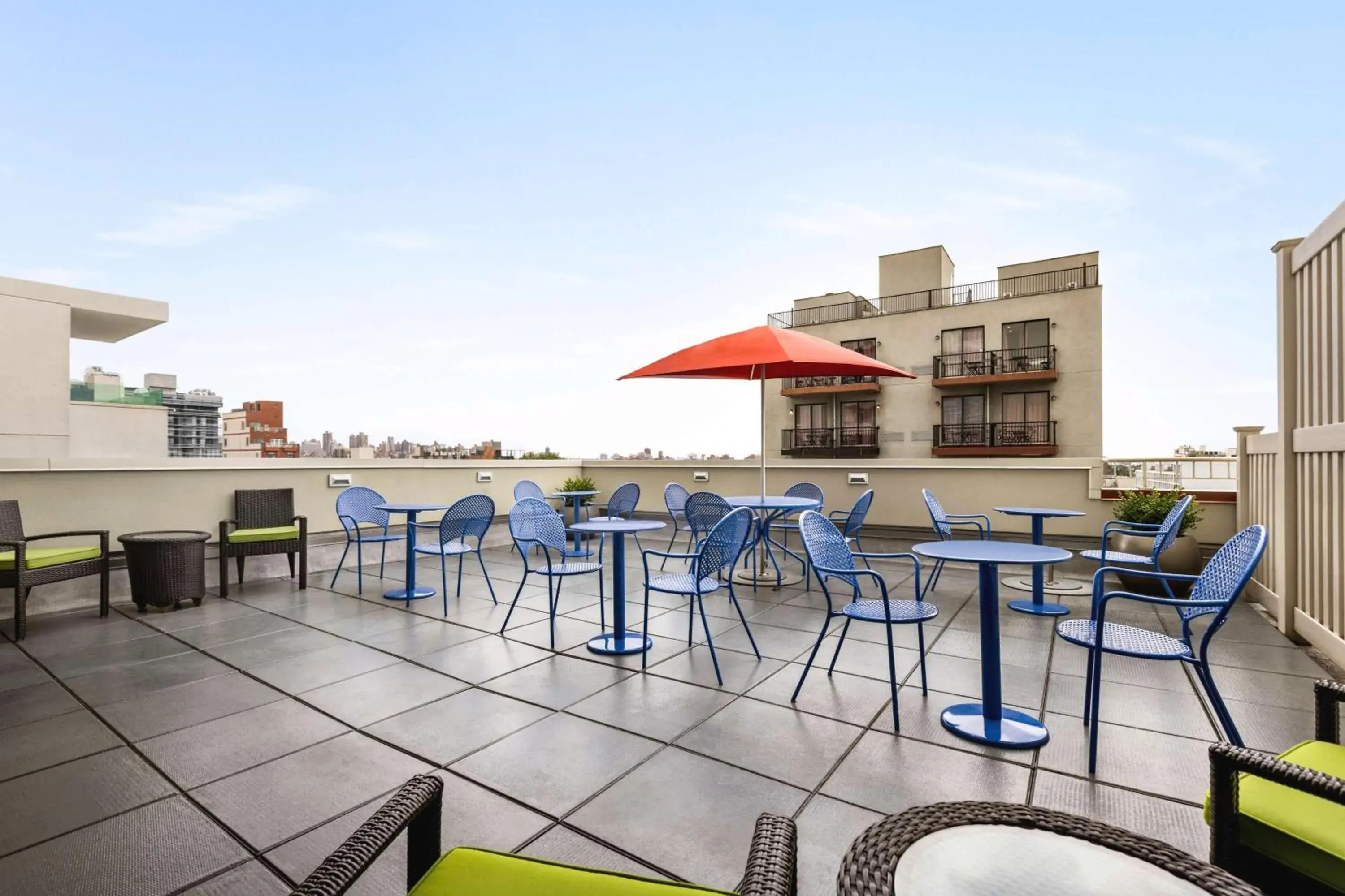 Patio in Home2 Suites Long Island City/Manhattan View Patio in Home2 Suites Long Island City/Manhattan View