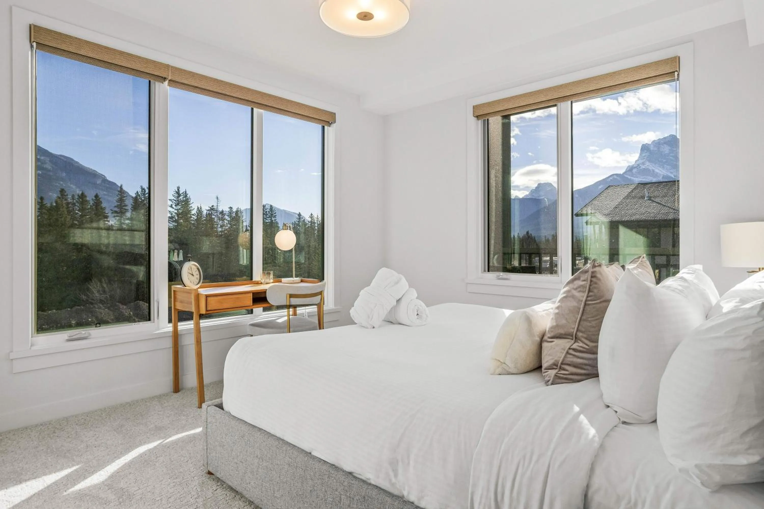 Bedroom, Bed in Spring Creek Vacations