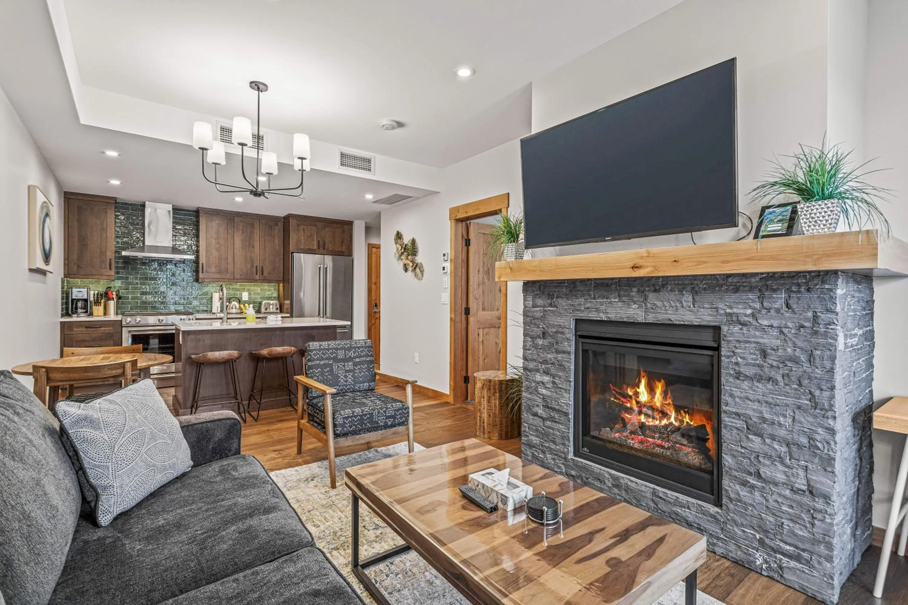 Kitchen or kitchenette in Spring Creek Vacations