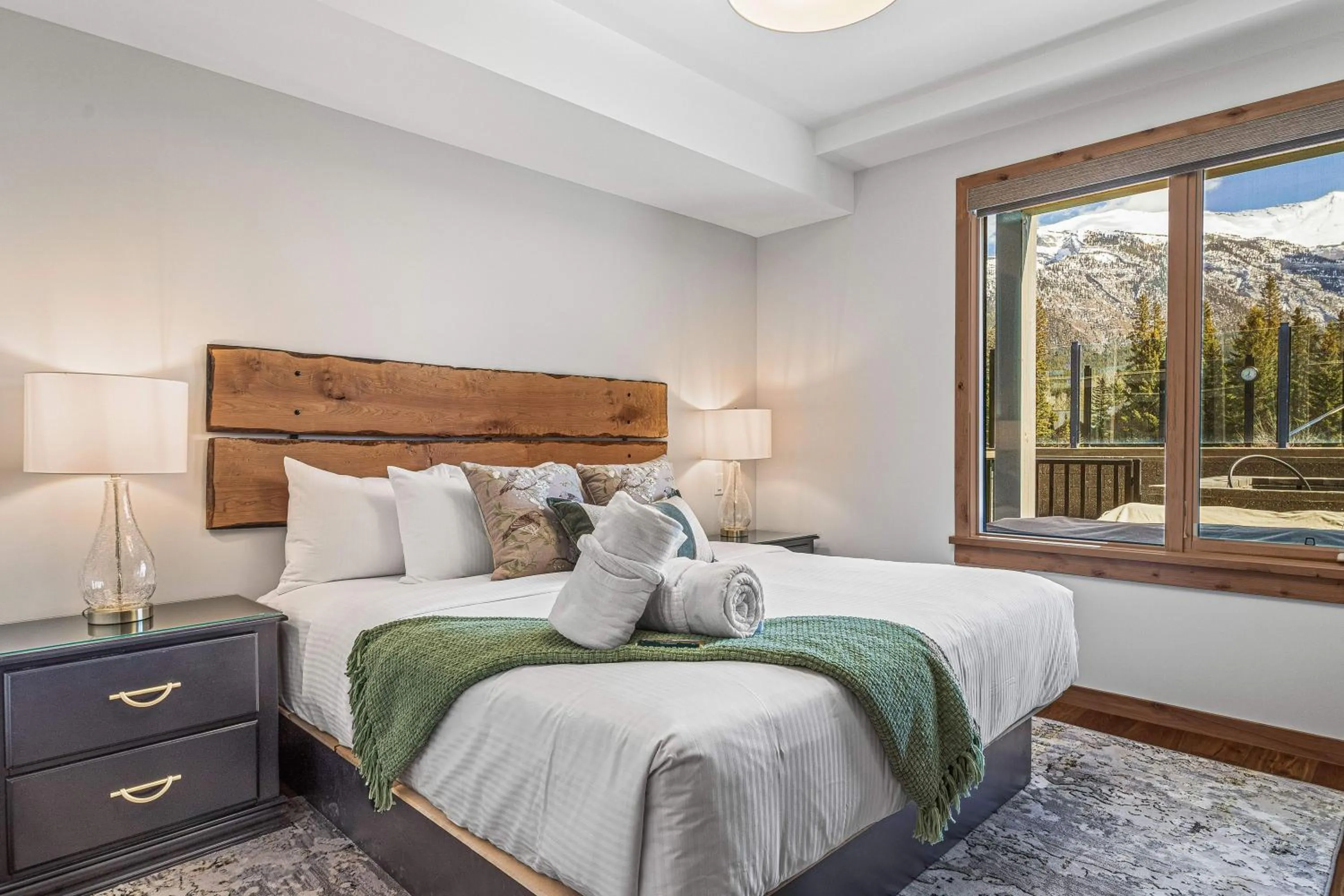 Bedroom, Bed in Spring Creek Vacations