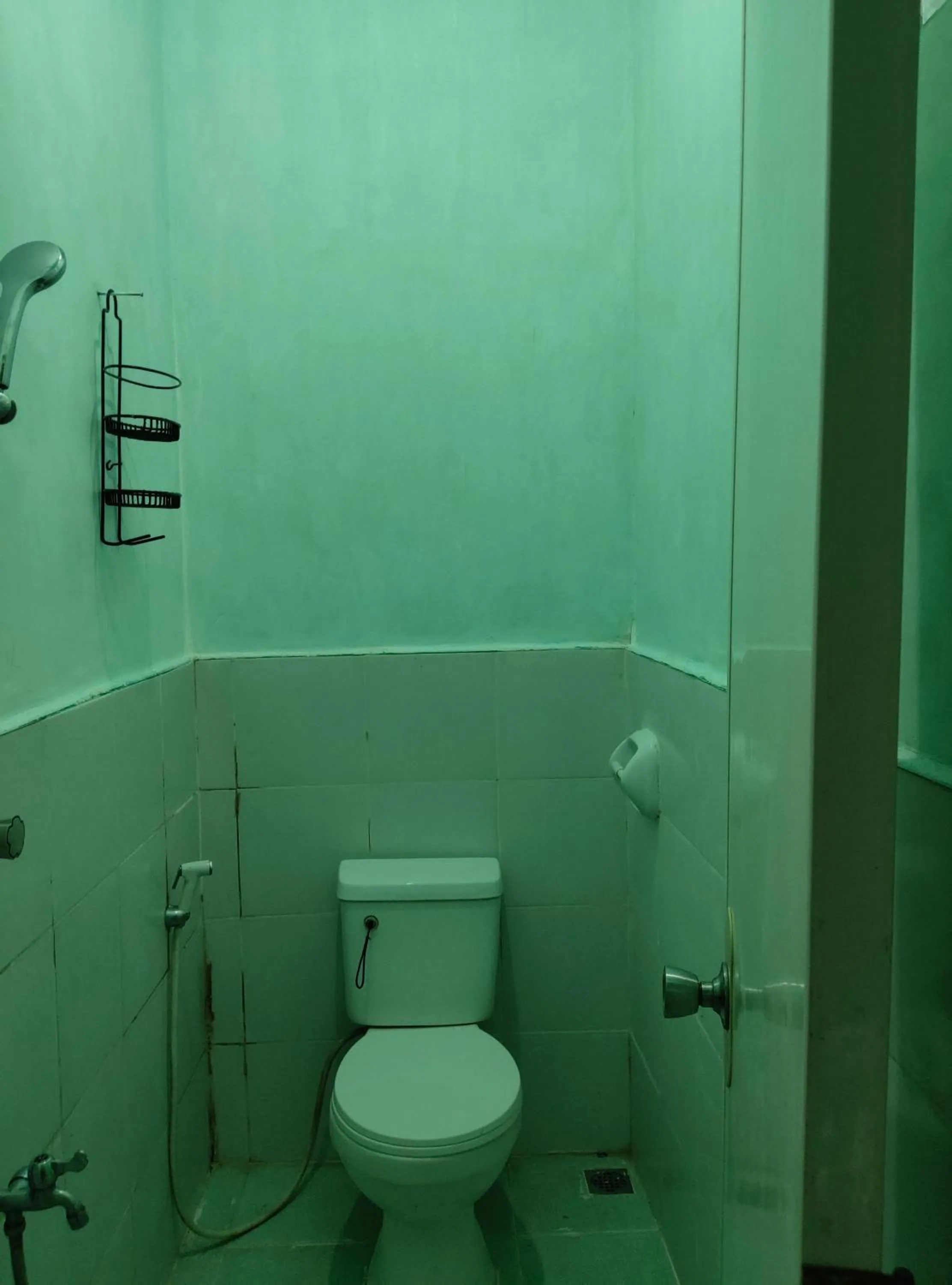 Shower in SHENAMAE Pension&Apartel