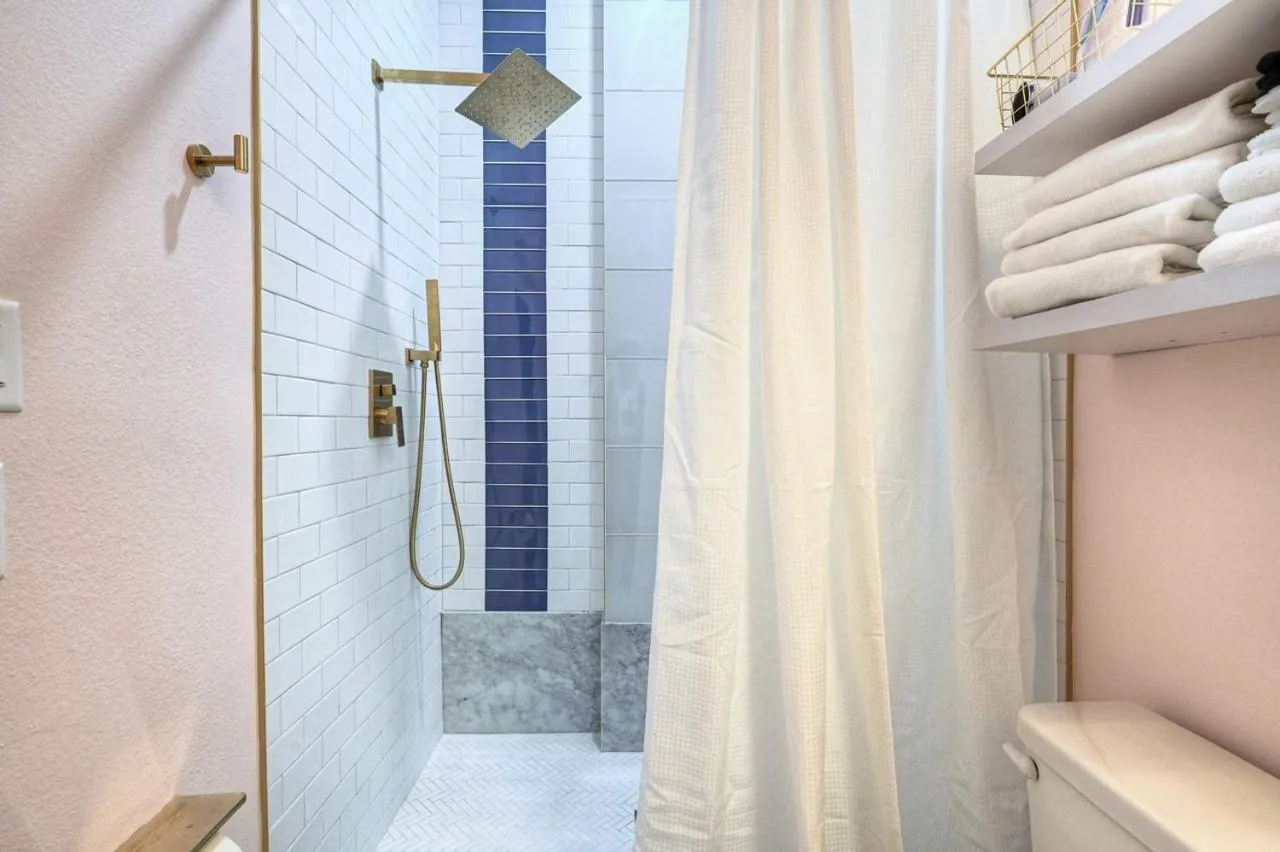 The Oleander Hotel Room 10