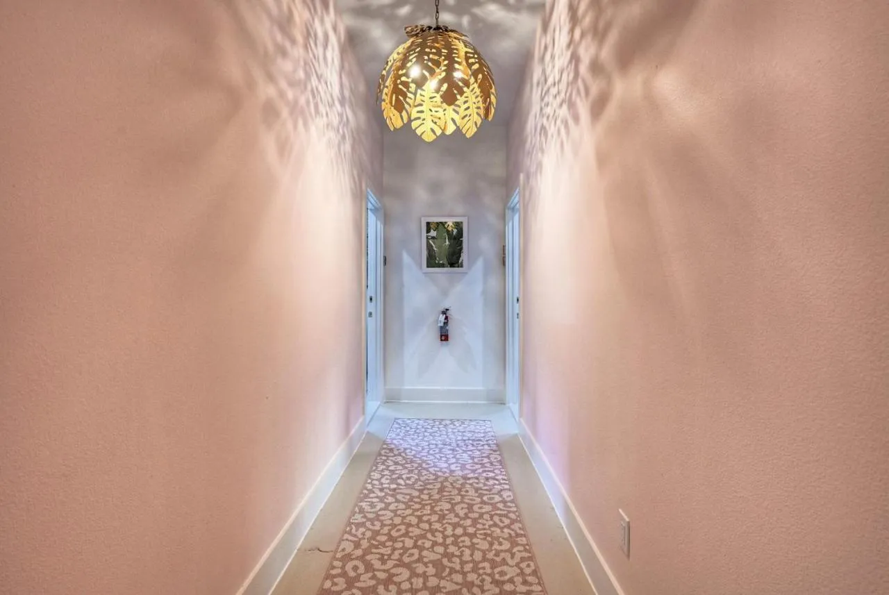 The Oleander Hotel Room 10