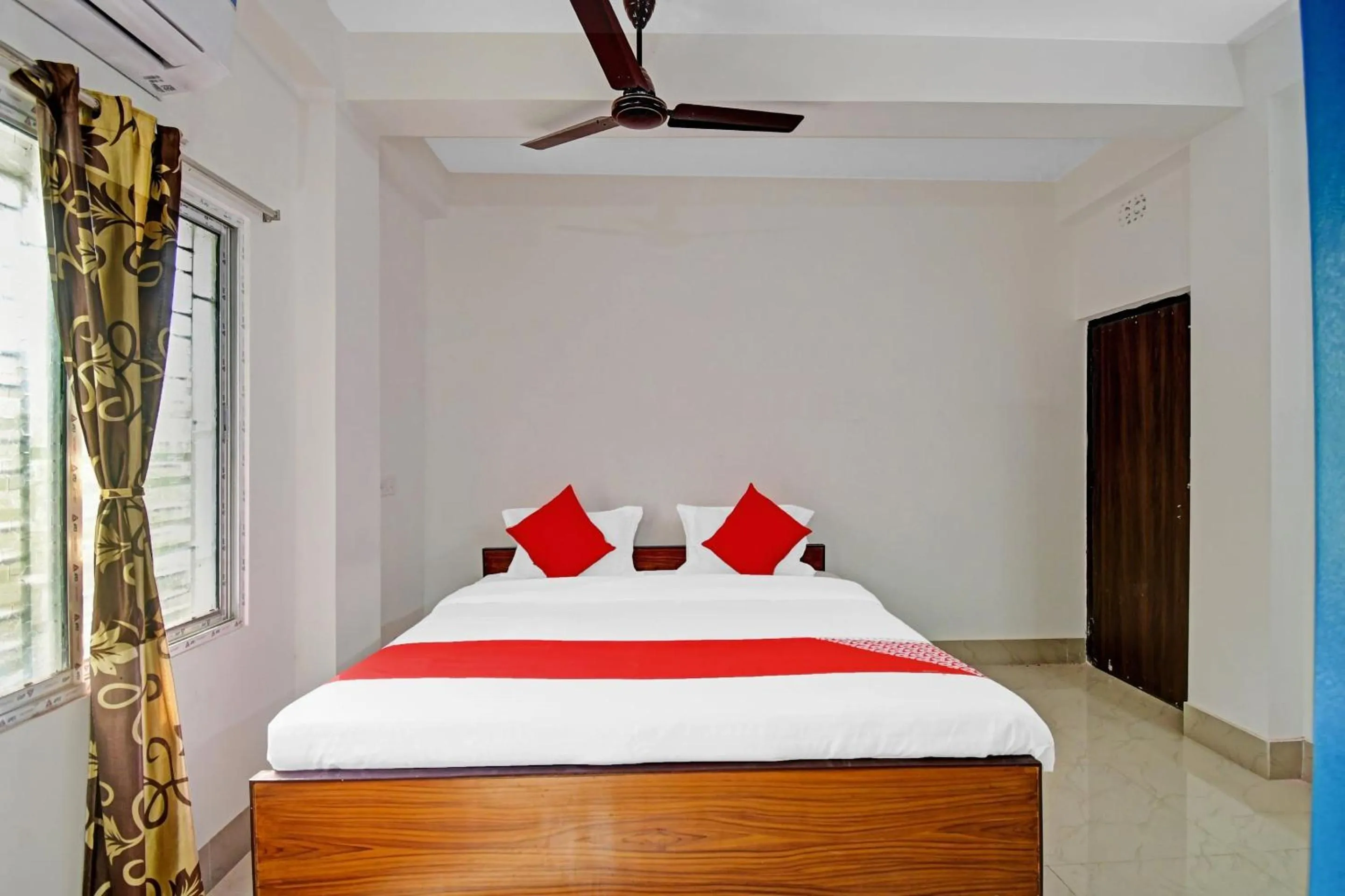 Bedroom, Bed in Super Hotel O Grand Eden