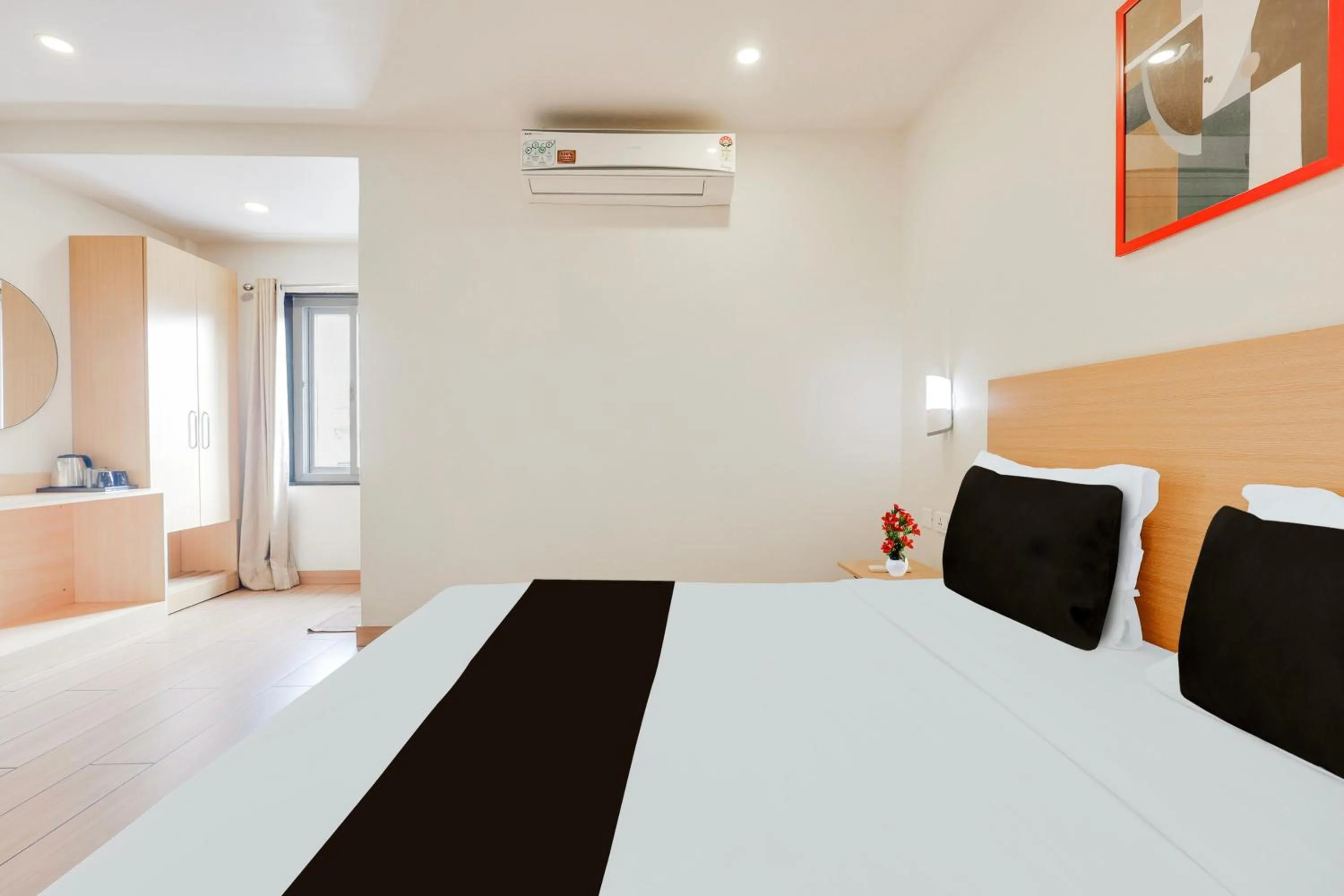 Bedroom, Bed in Super Townhouse Visakhapatnam