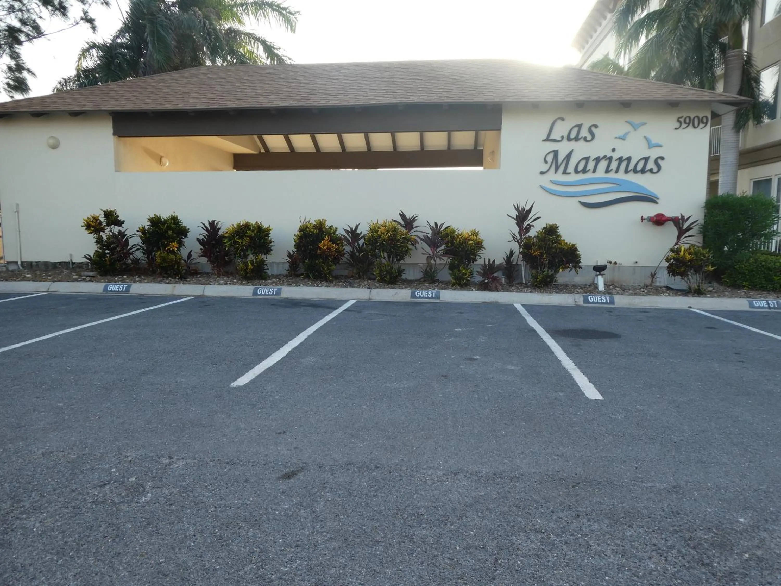 Fishermans Landing on The Bay- Las Marinas