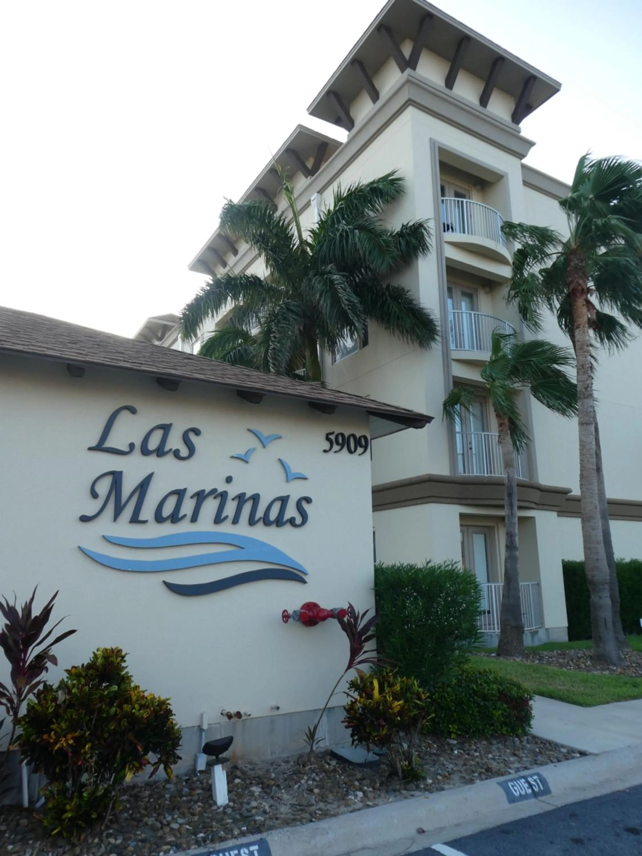 Fishermans Landing on The Bay- Las Marinas