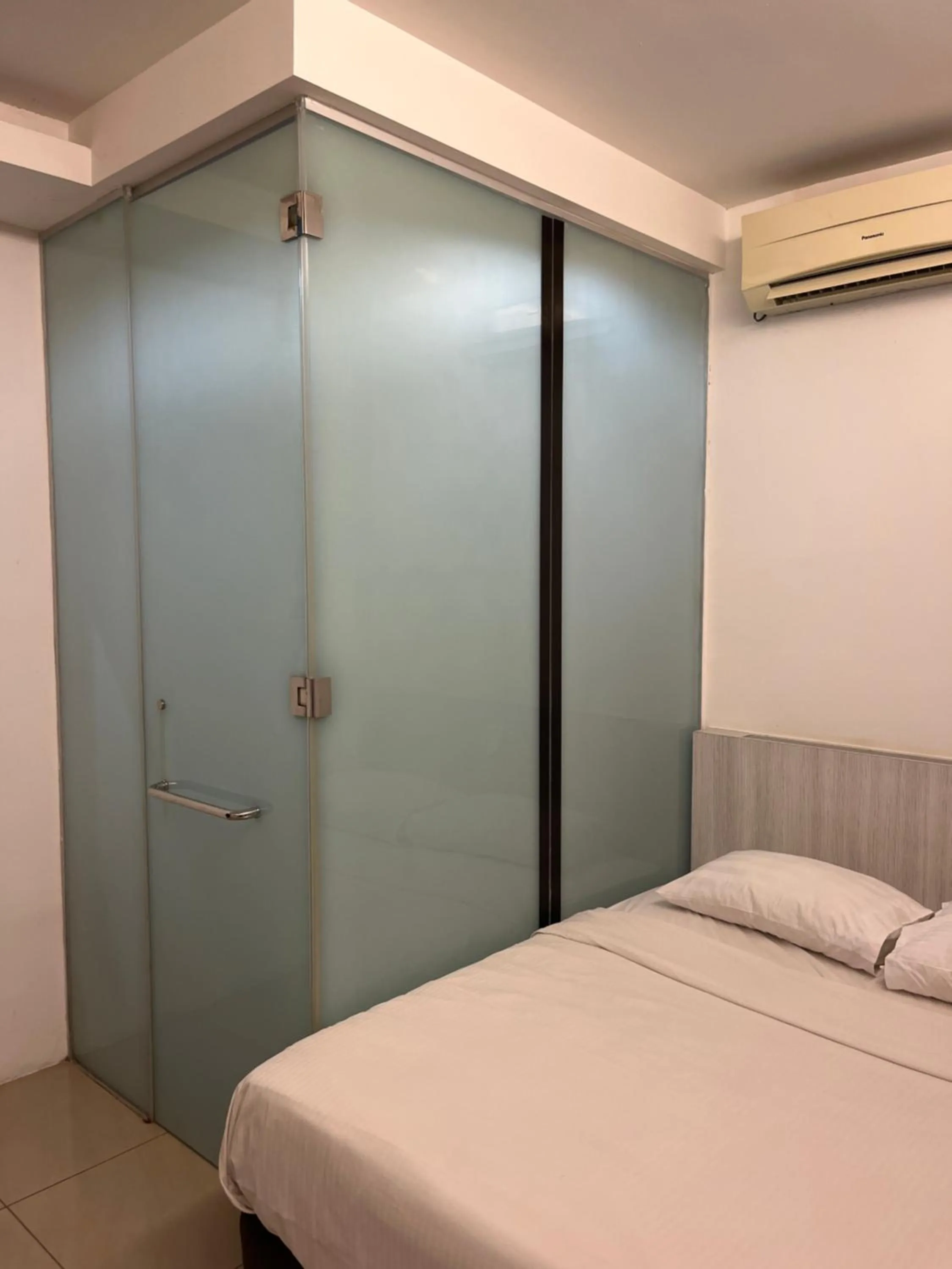 air conditioner, Bed in Coastline Hotel