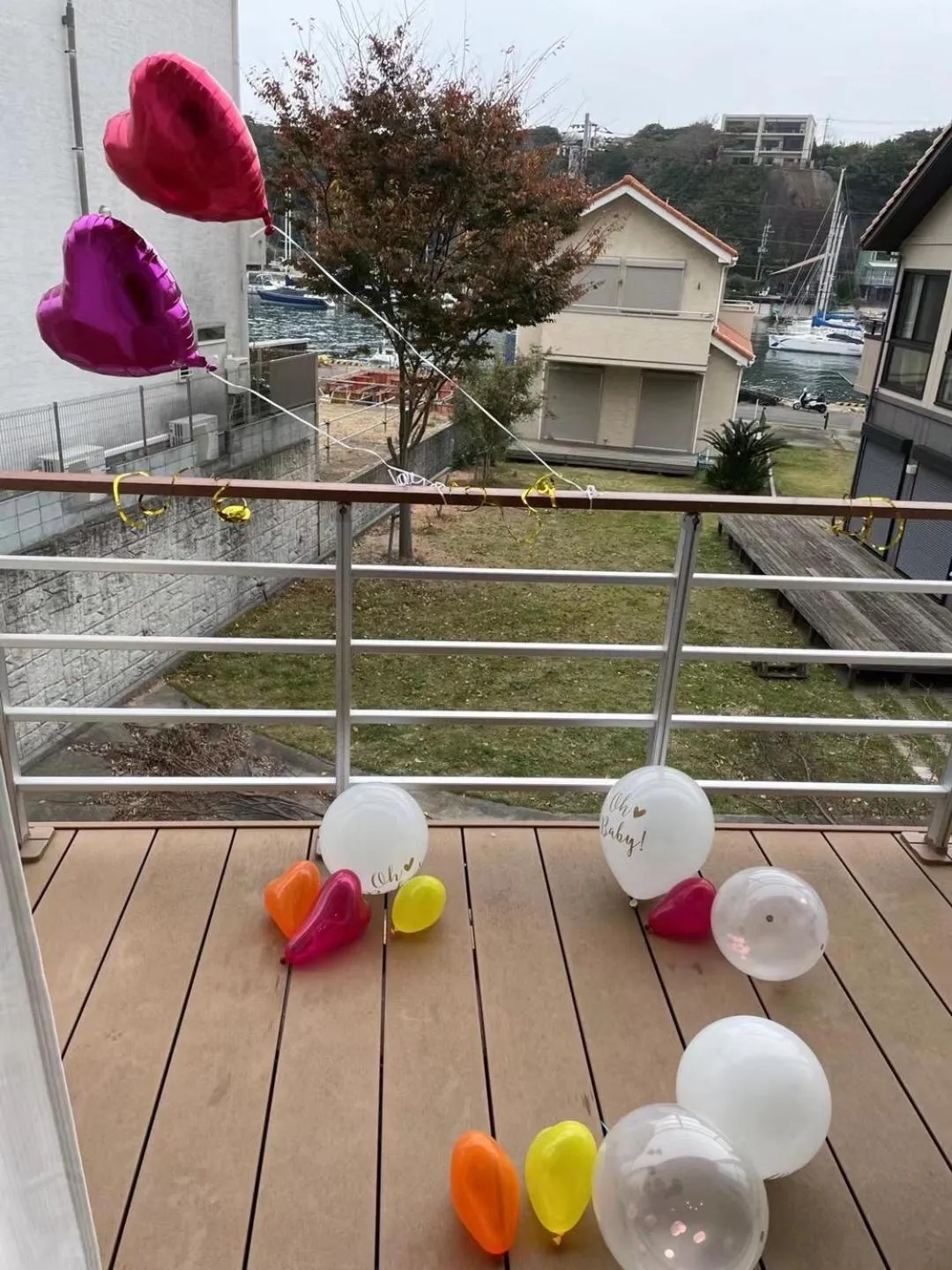 Balcony/Terrace in ABURATSUBO Bekkan 三浦半島の最南端にある有数のマグロの町 BBQが可能な貸別荘