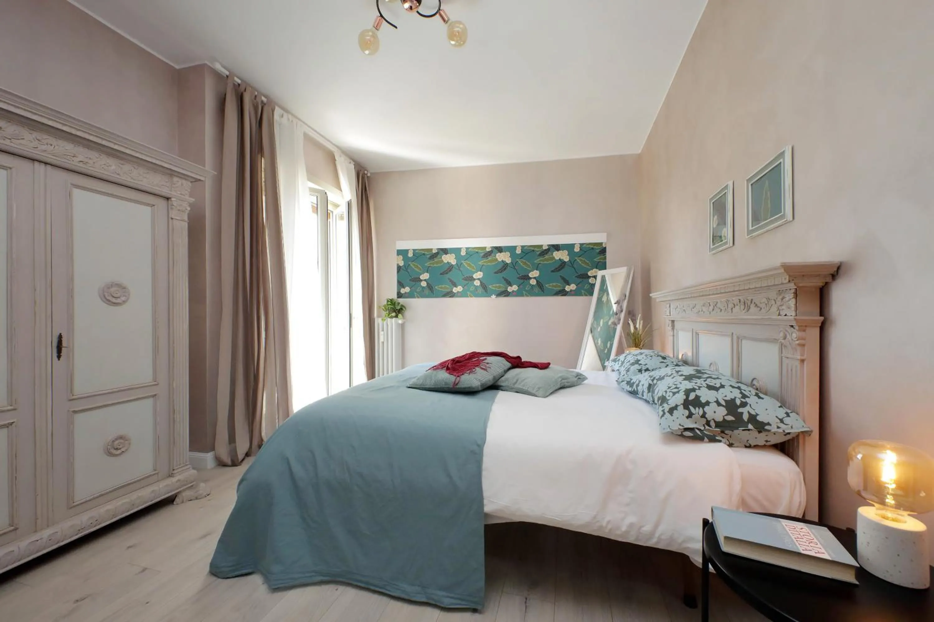 Bed in MonteVERDE MAISON