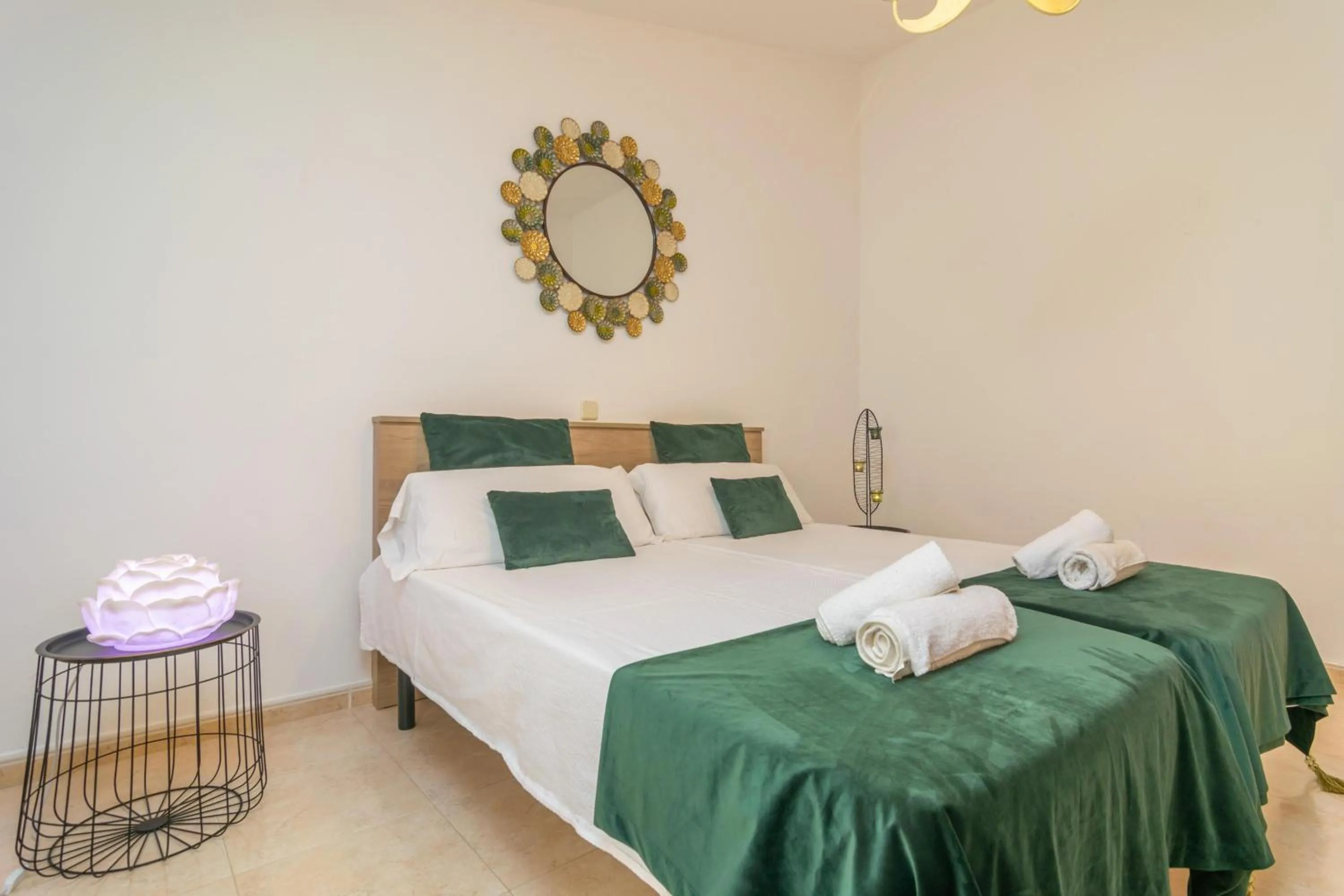 Other, Bed in Unio 36