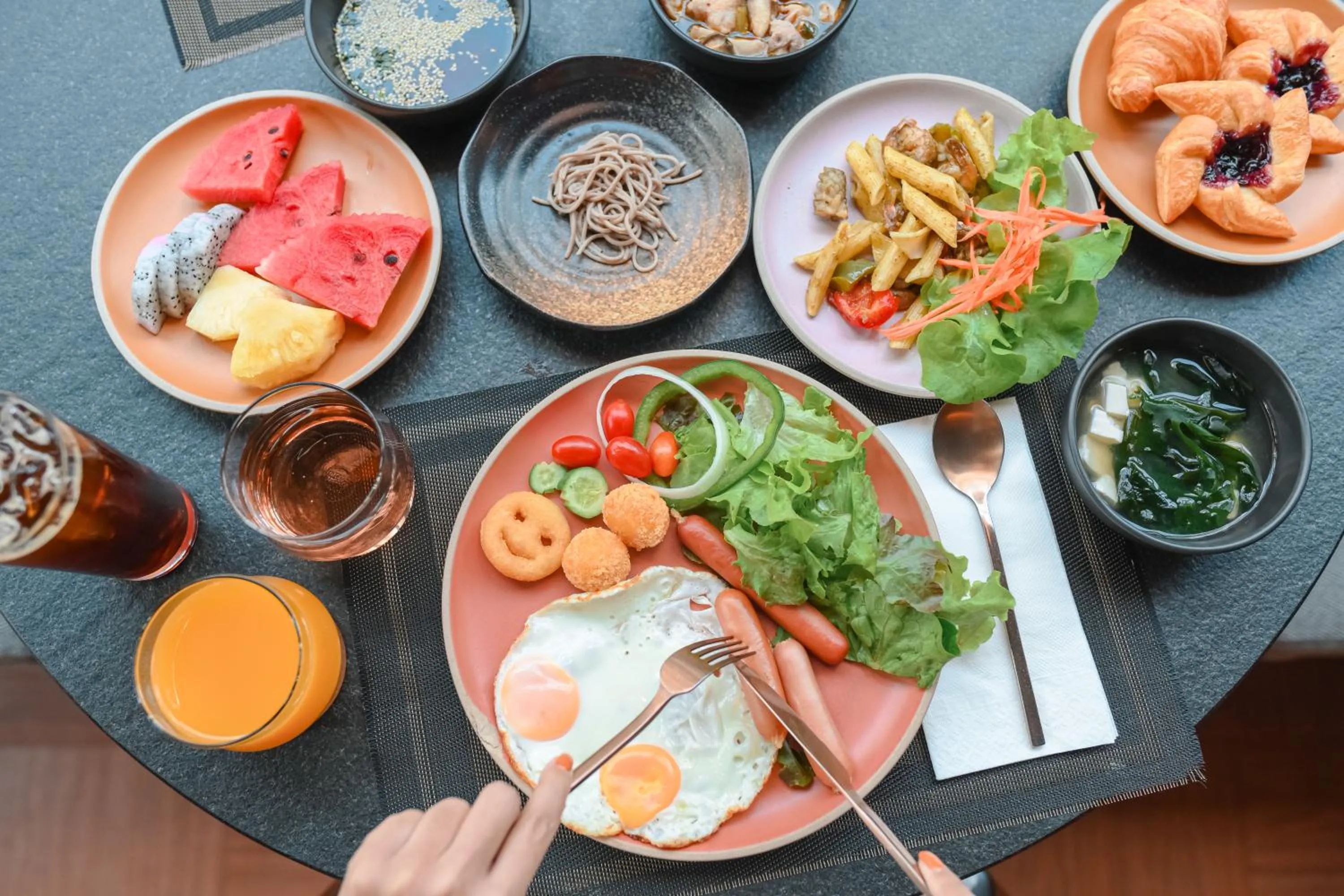 Food and drinks in Ascott Thonglor Bangkok