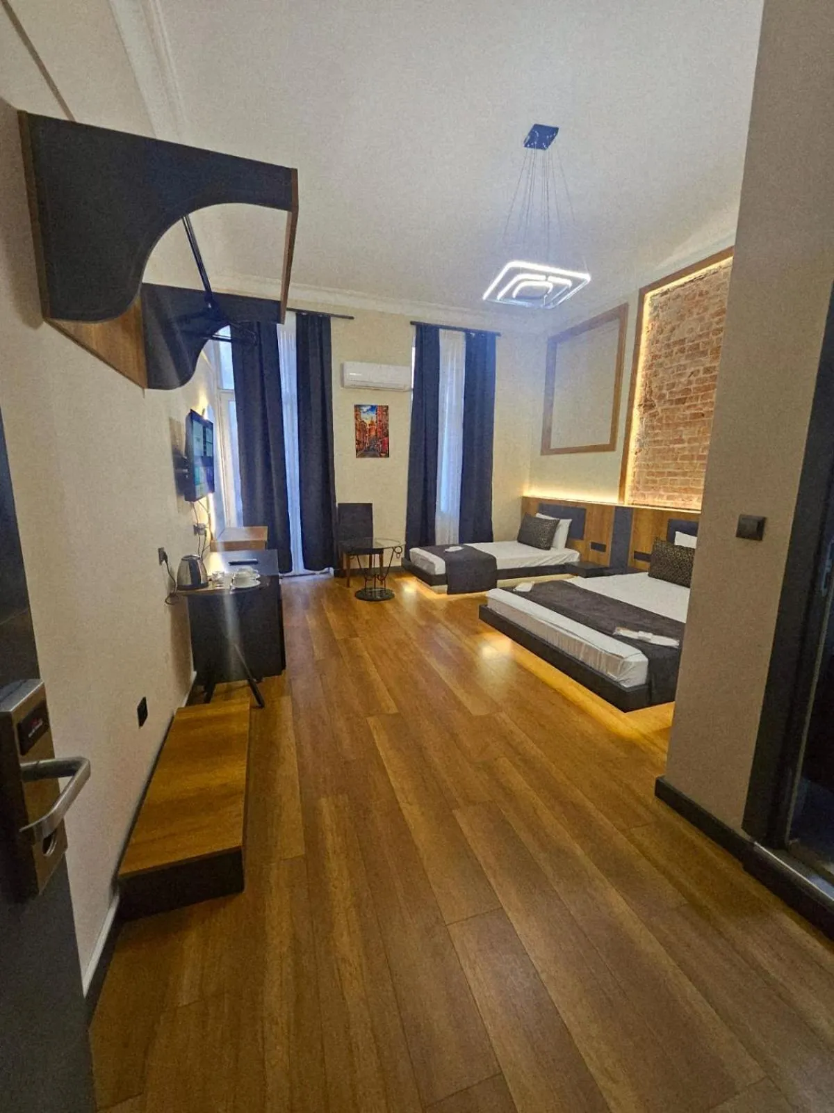 Bed in TAXIM 34 Hotel İstanbul