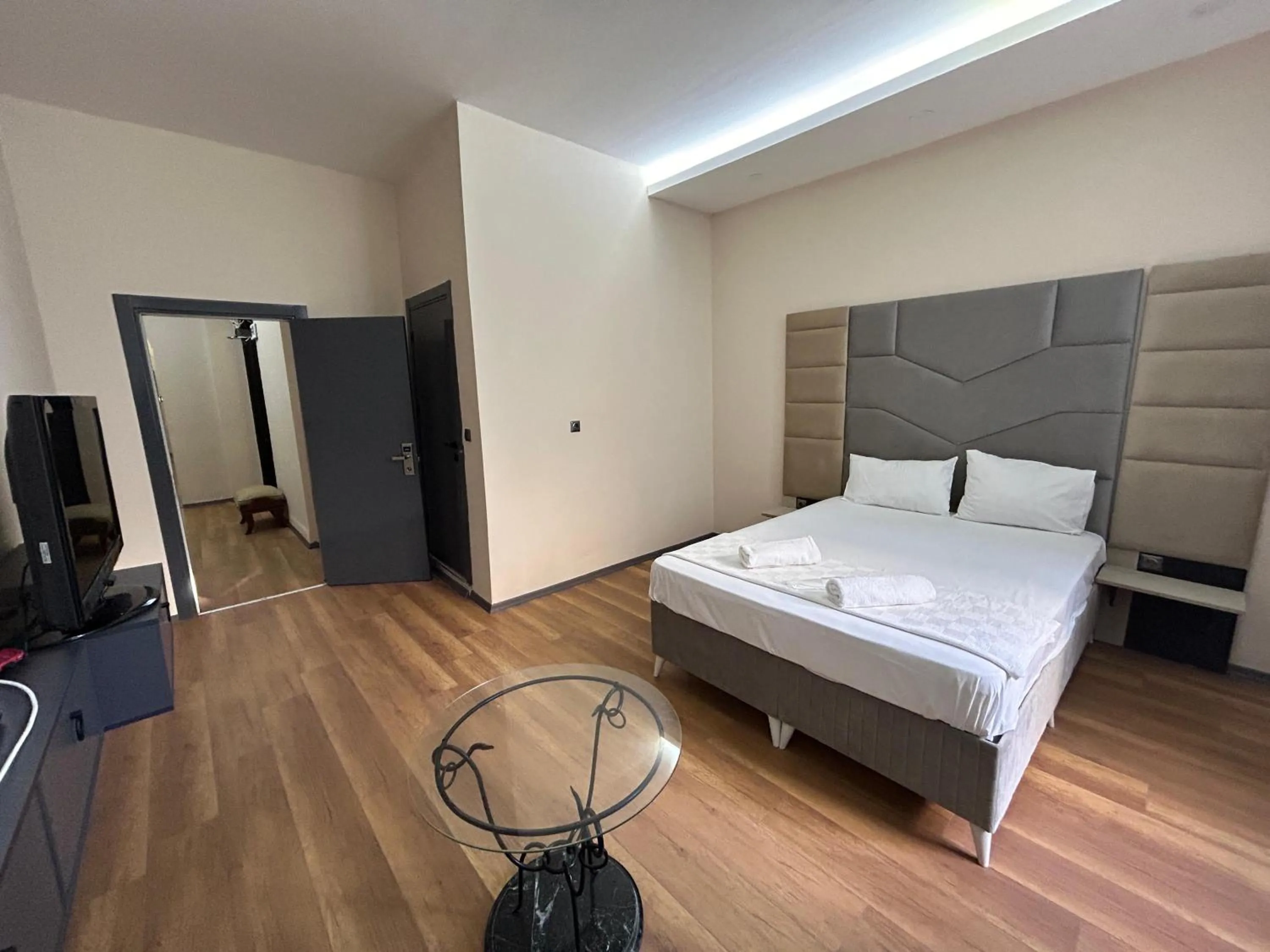 Bed in TAXIM 34 Hotel İstanbul